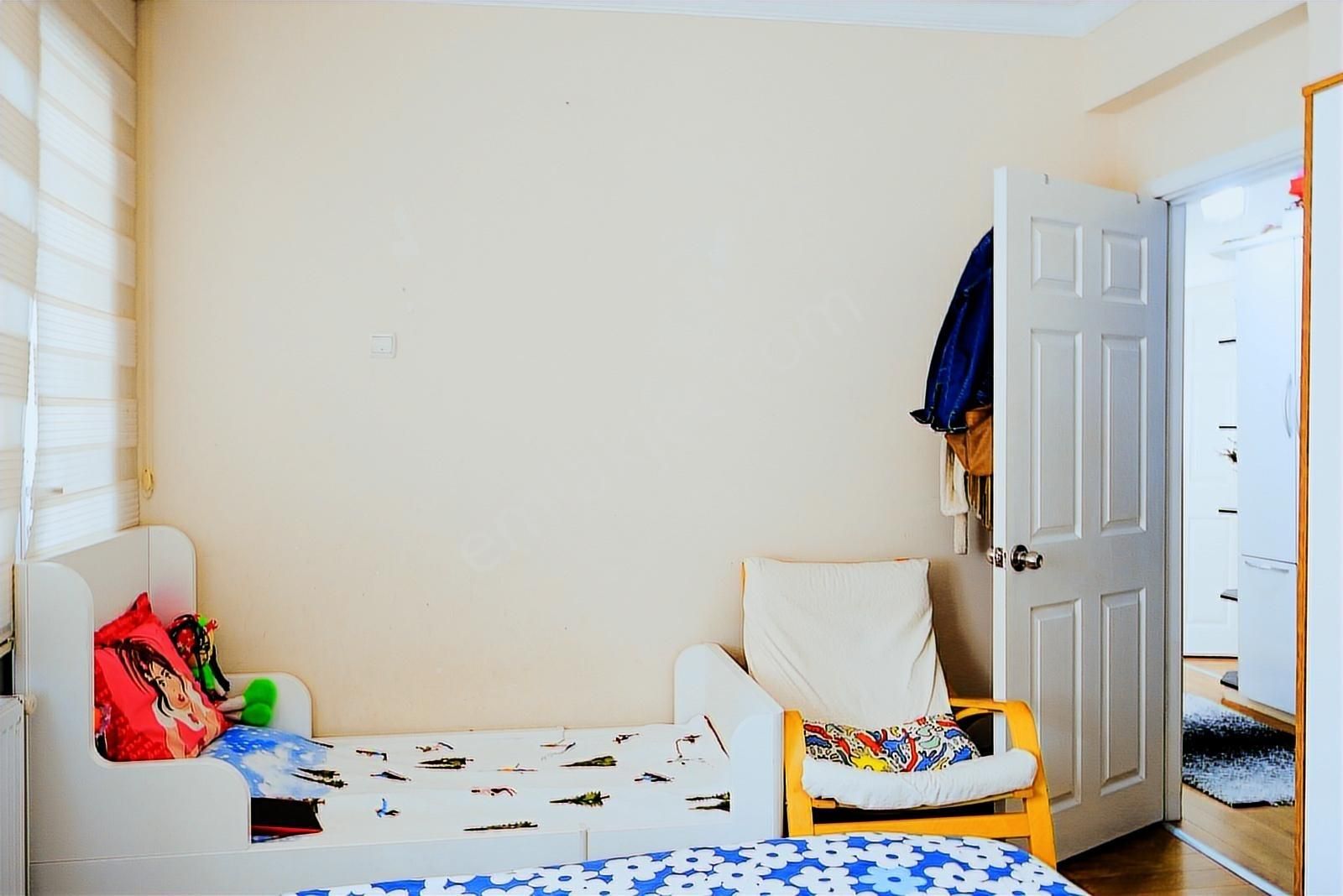 Karşıyaka Girne Caddesi 3+1 Satılık Daire - Görsel 8