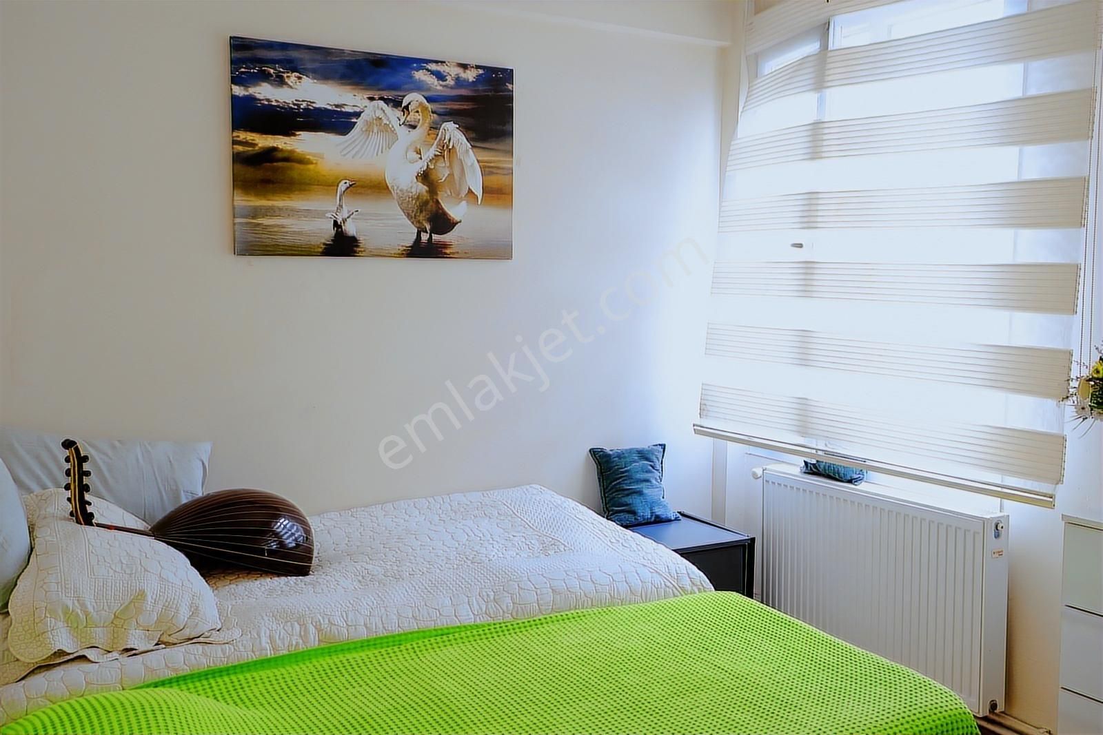 Karşıyaka Girne Caddesi 3+1 Satılık Daire - Görsel 12