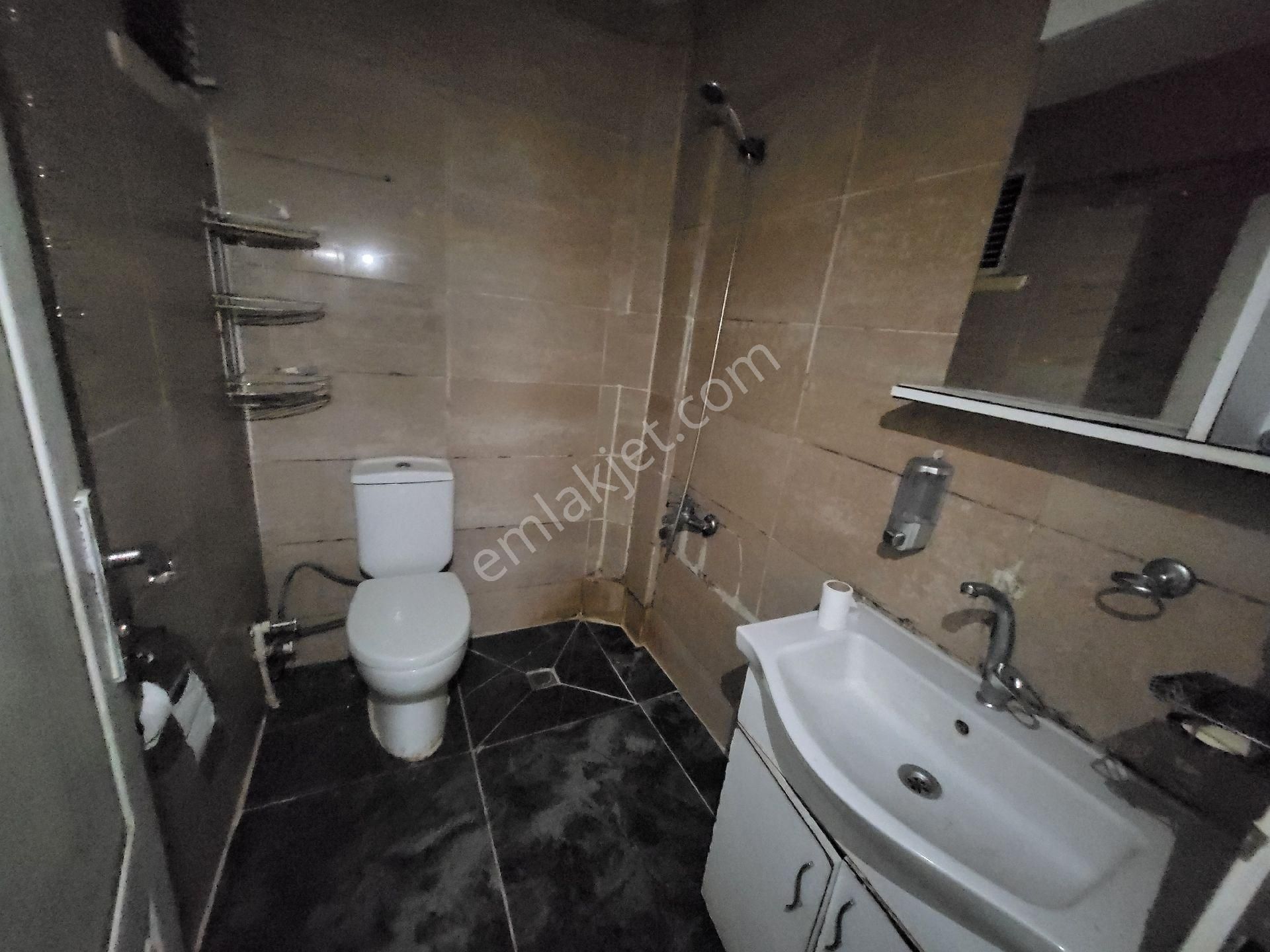 Ankara Etimesgut'ta Eşyalı Kiralık 2+1 Giriş Daire - Görsel 14