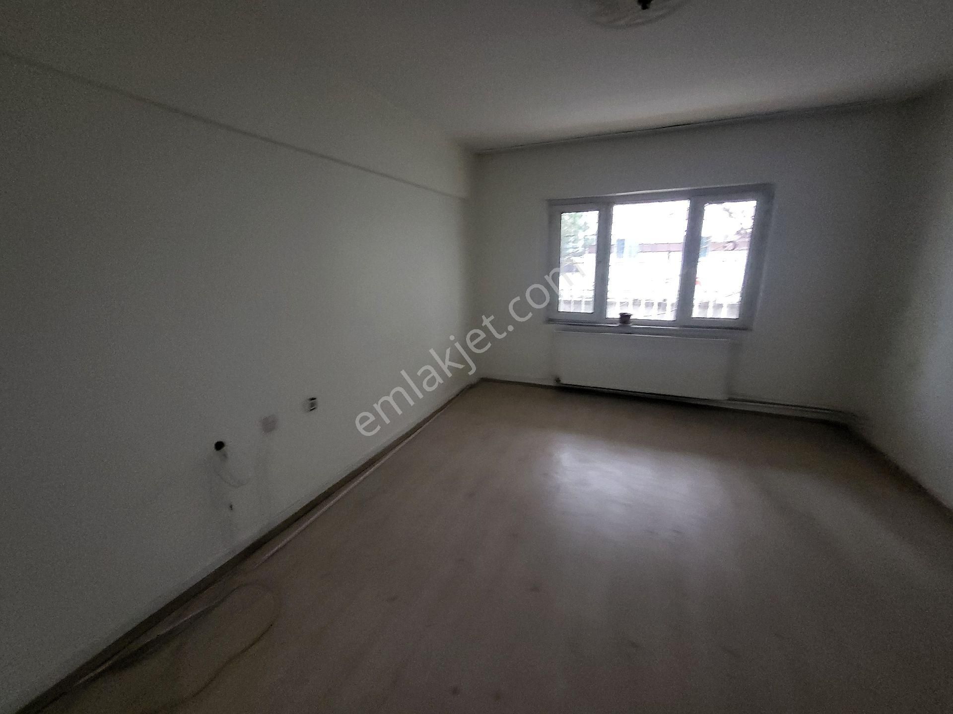 Ankara Etimesgut'ta Eşyalı Kiralık 2+1 Giriş Daire - Görsel 8