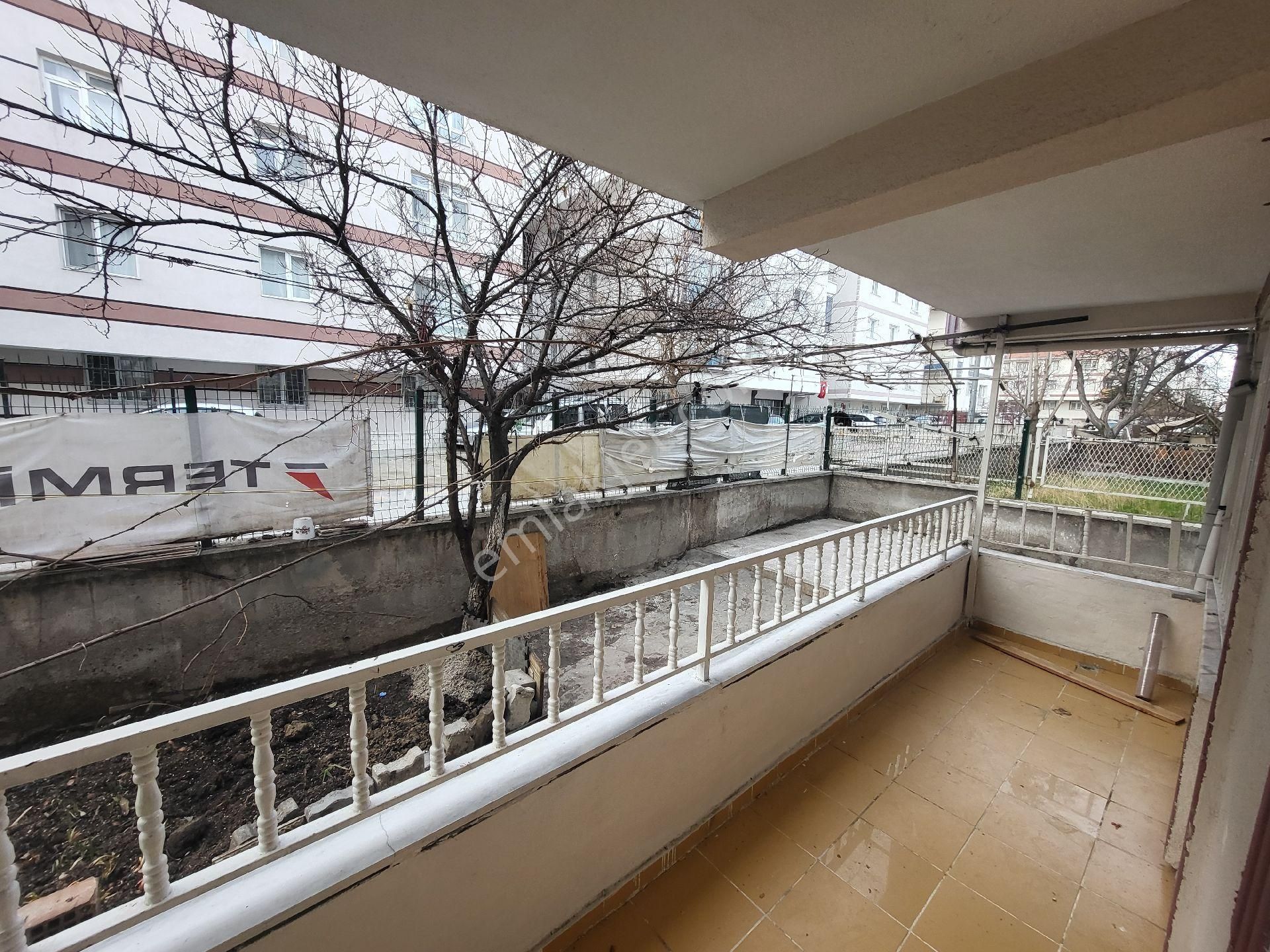 Ankara Etimesgut'ta Eşyalı Kiralık 2+1 Giriş Daire - Görsel 21