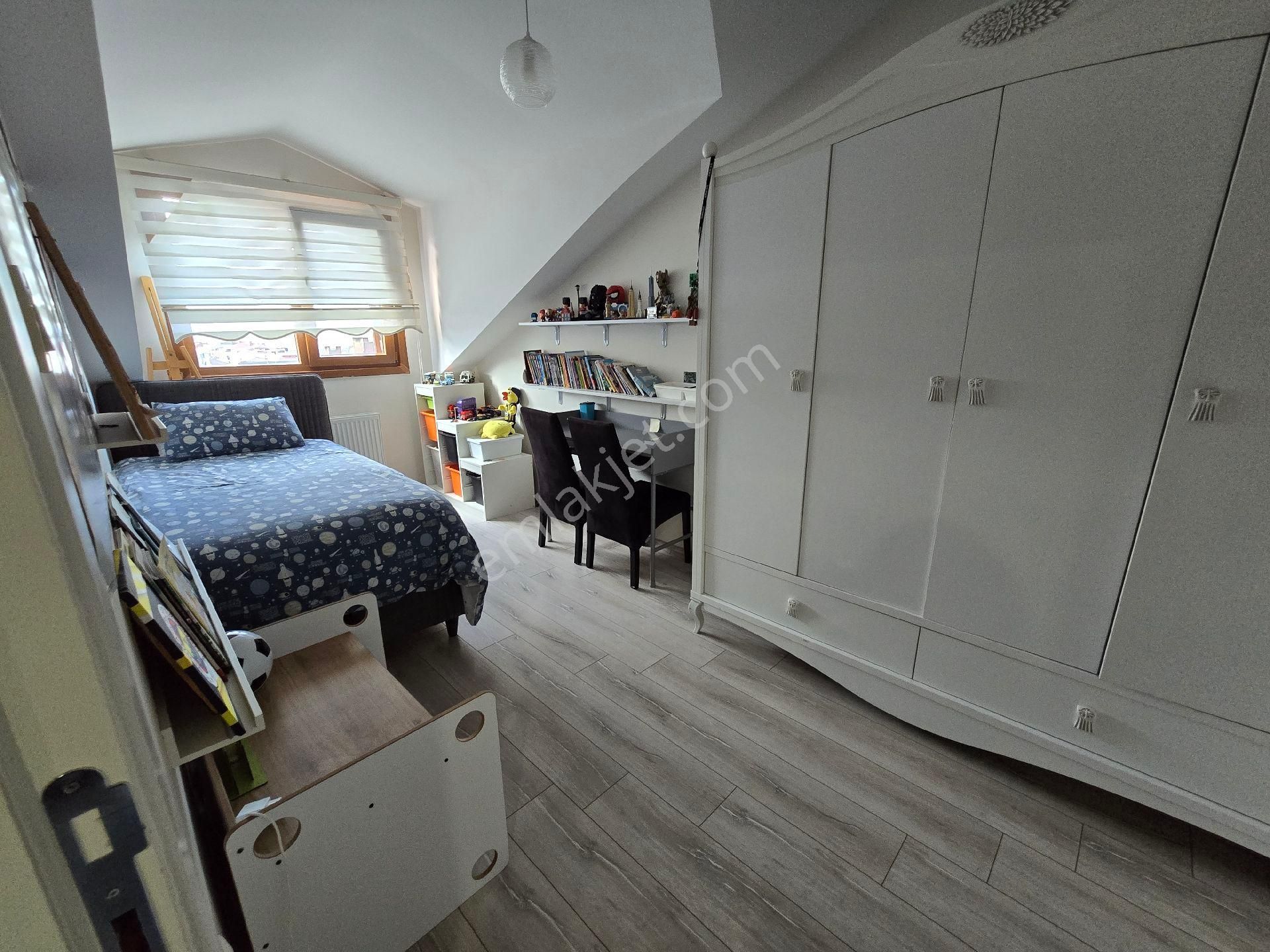 Maltepede 3+2 Geniş Satılık Daire - Görsel 23