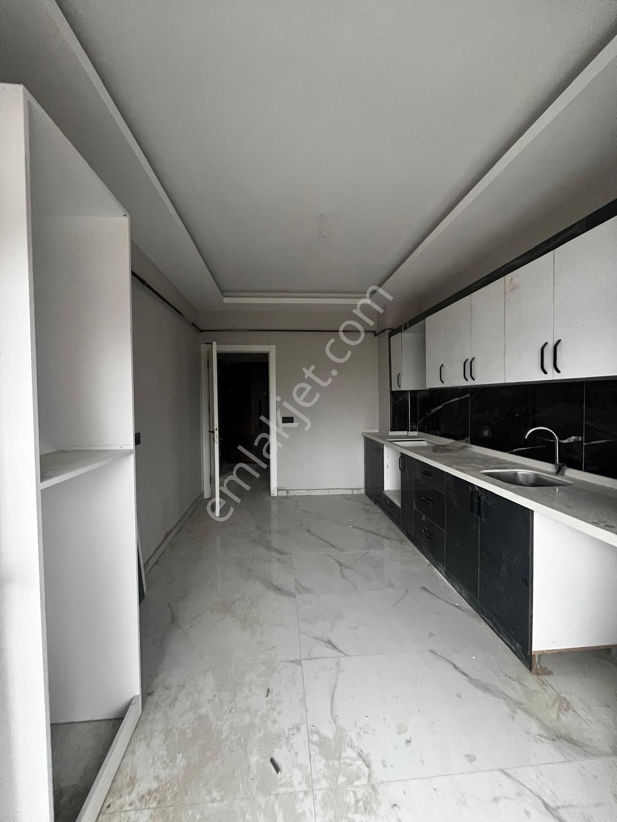 Yasin Güler Den Hamzaoğlu Mah 3+1 Dükkan Üstü Satılık Daire - Görsel 8