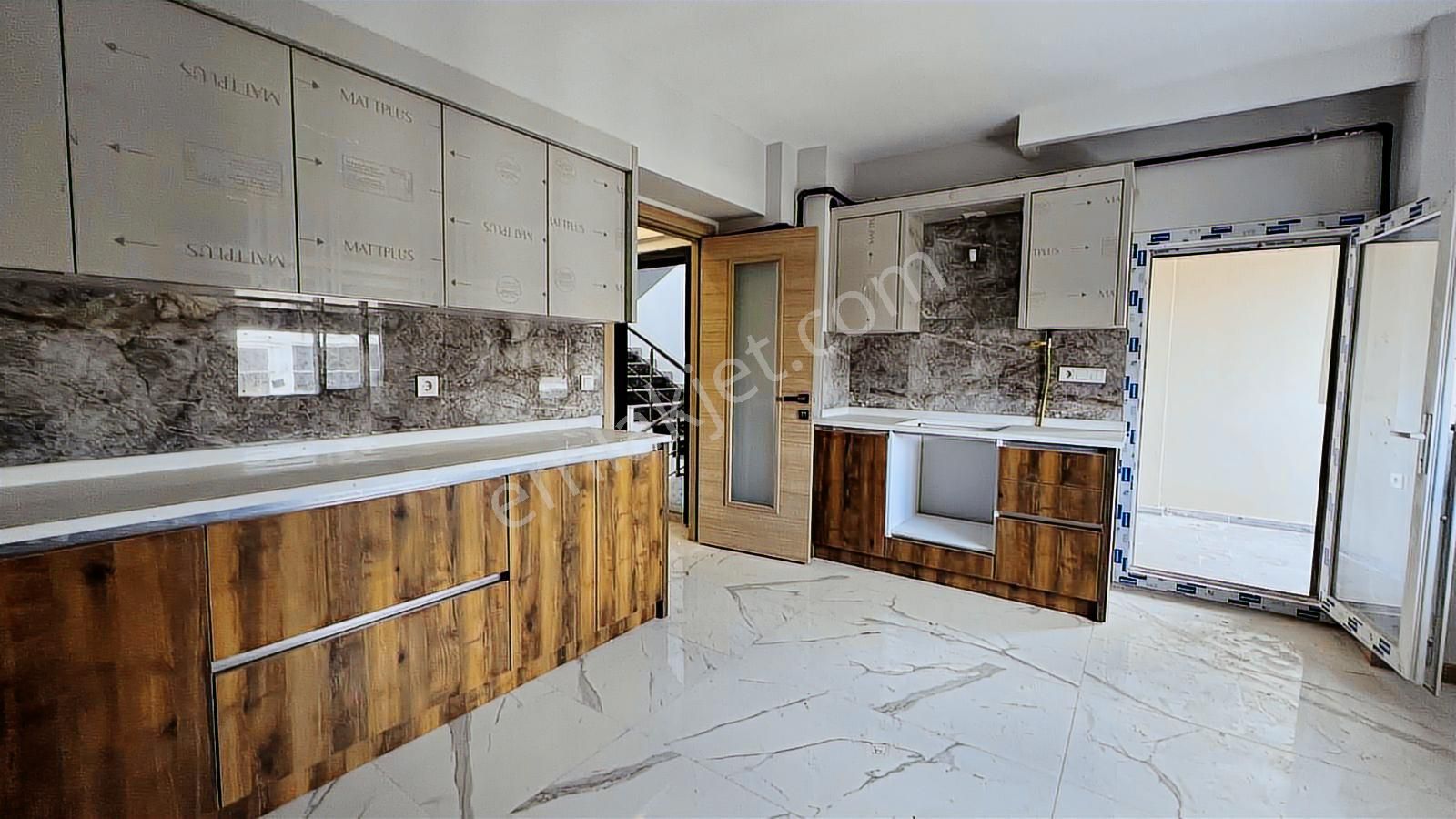 Karşıyakada Satılık Dubleks Daire 4+2 Nergiz Oturuma Hazır - Görsel 16