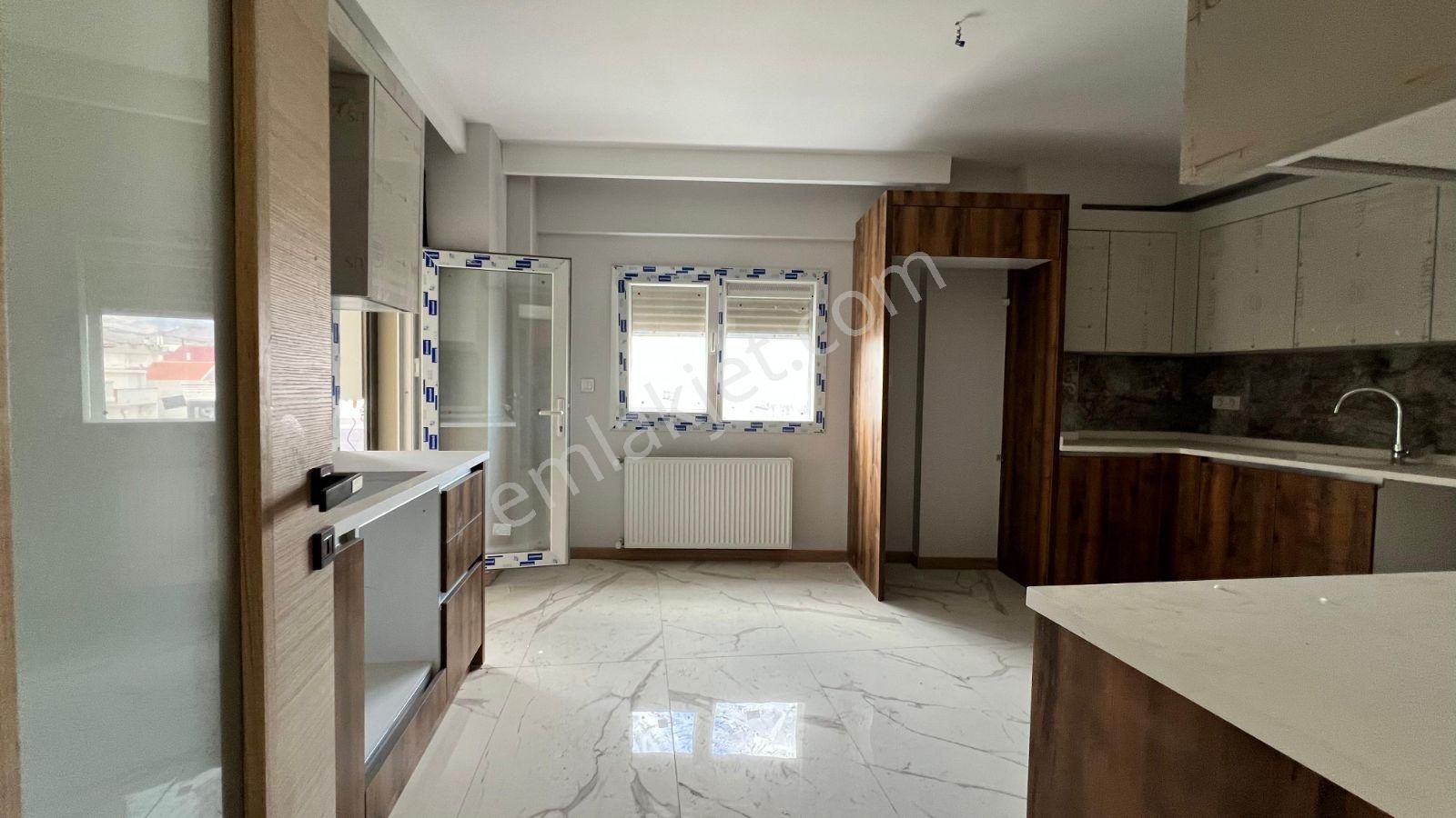 Karşıyakada Satılık Dubleks Daire 4+2 Nergiz Oturuma Hazır - Görsel 17