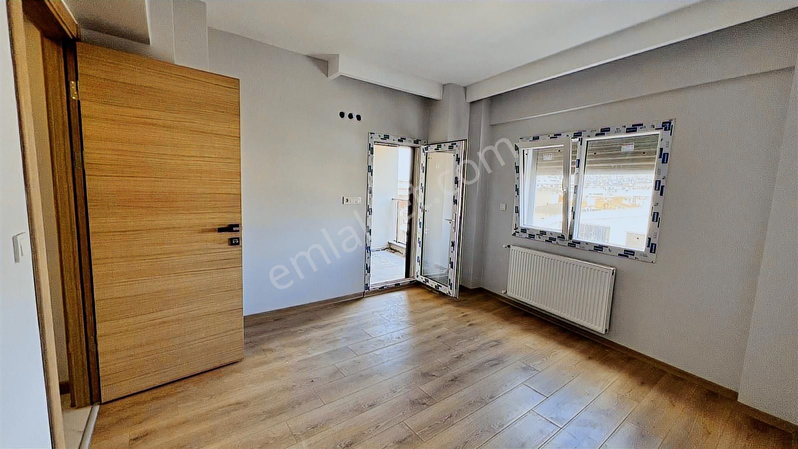 Karşıyakada Satılık Dubleks Daire 4+2 Nergiz Oturuma Hazır - Görsel 32