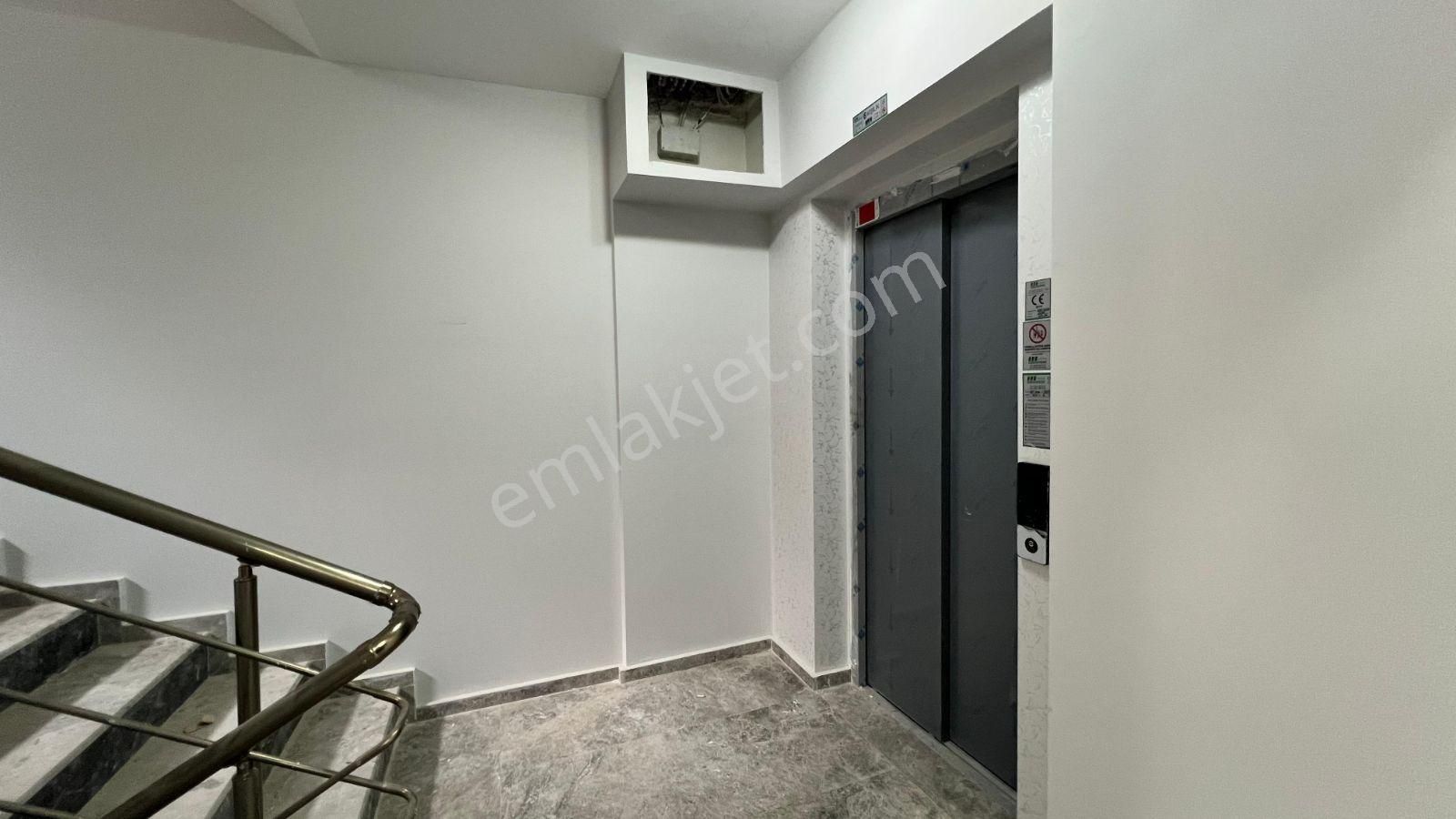 Karşıyakada Satılık Dubleks Daire 4+2 Nergiz Oturuma Hazır - Görsel 11