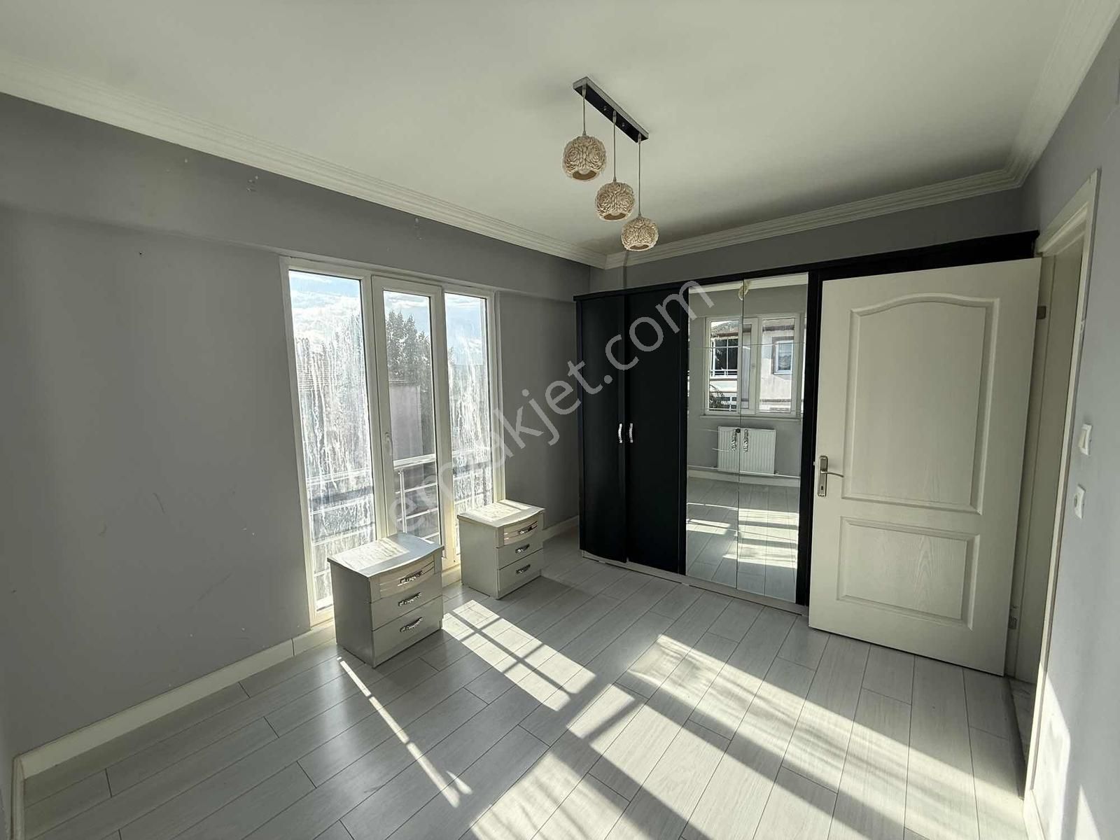 Okul Yakınında, Güney Cephe 4'üncü Kat 2+1 Asansörlü Daire - Görsel 17