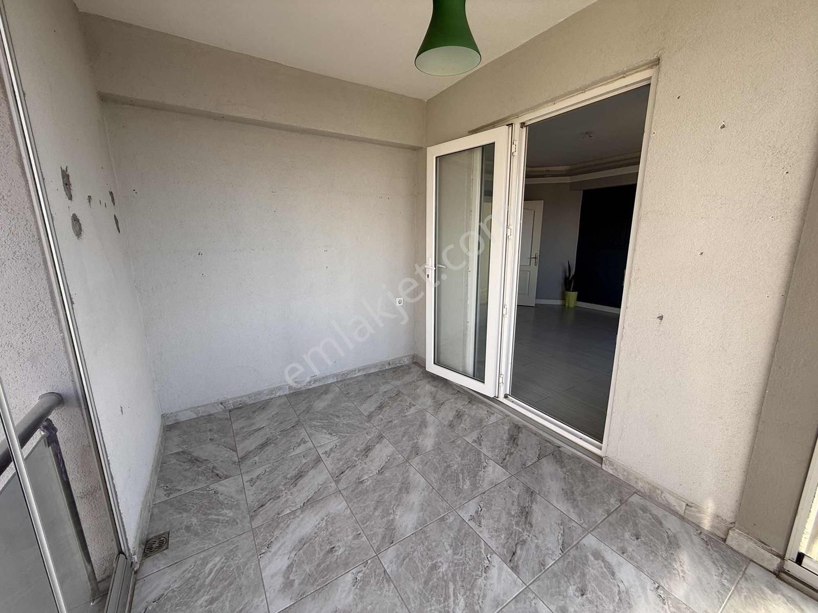 Okul Yakınında, Güney Cephe 4'üncü Kat 2+1 Asansörlü Daire - Görsel 13