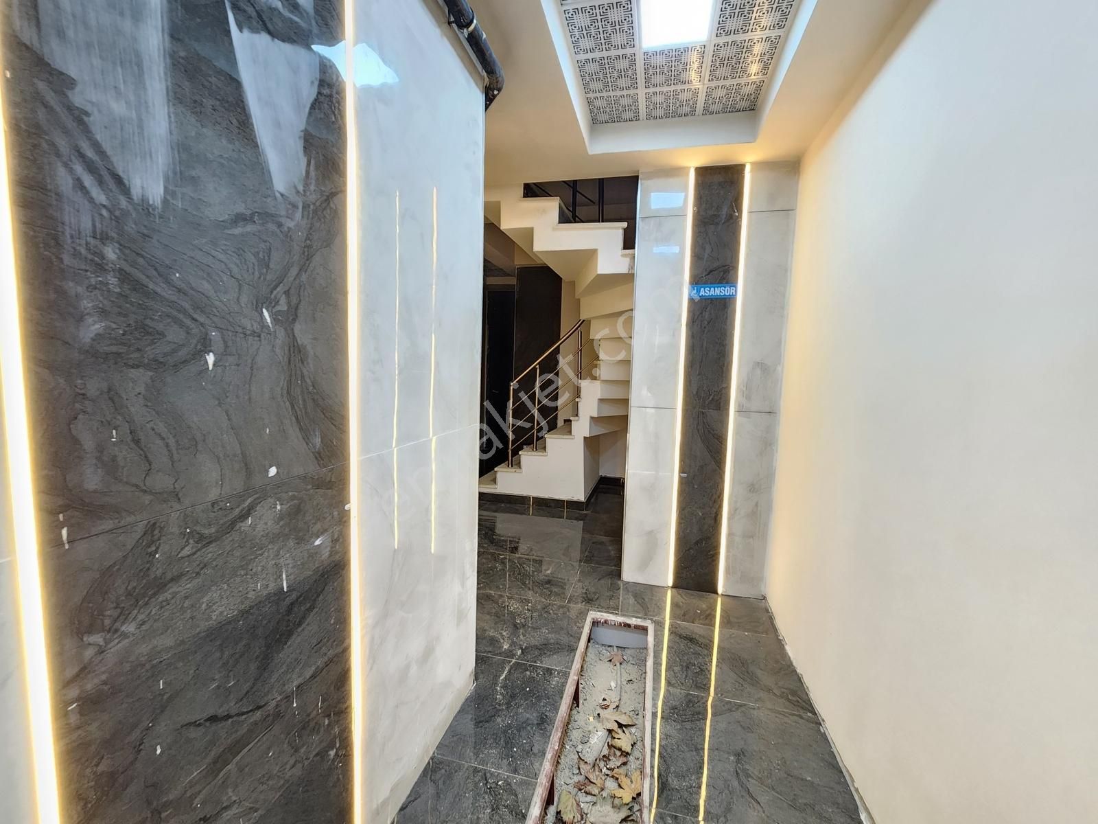 Anka'dan Ümraniye İstiklal Sıfır Lüks Bina 2+1 Taşınmaya Hazır - Görsel 19