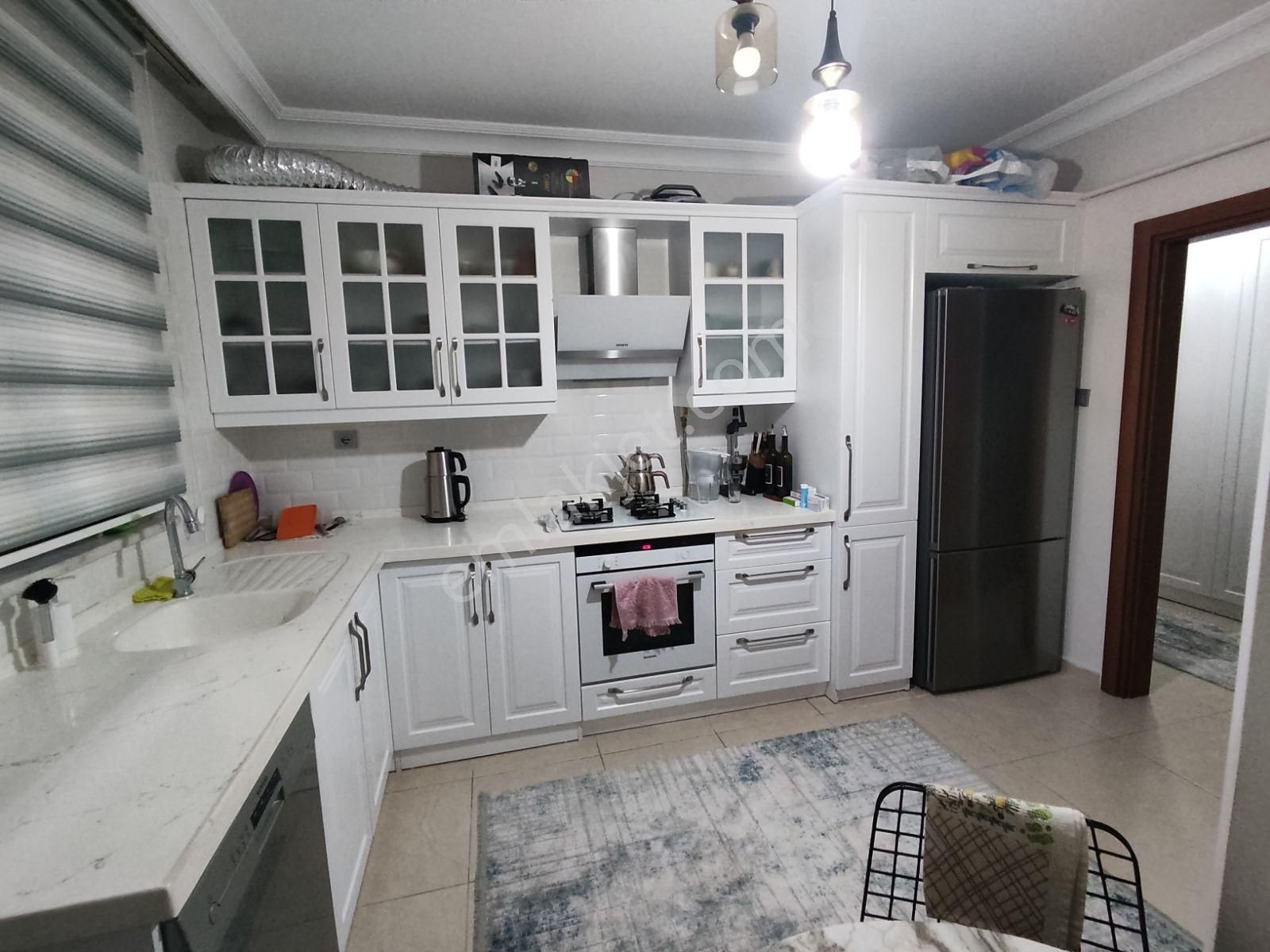 Denizevleri Sahil Tarafında Geniş 2+1 Daire - Görsel 4