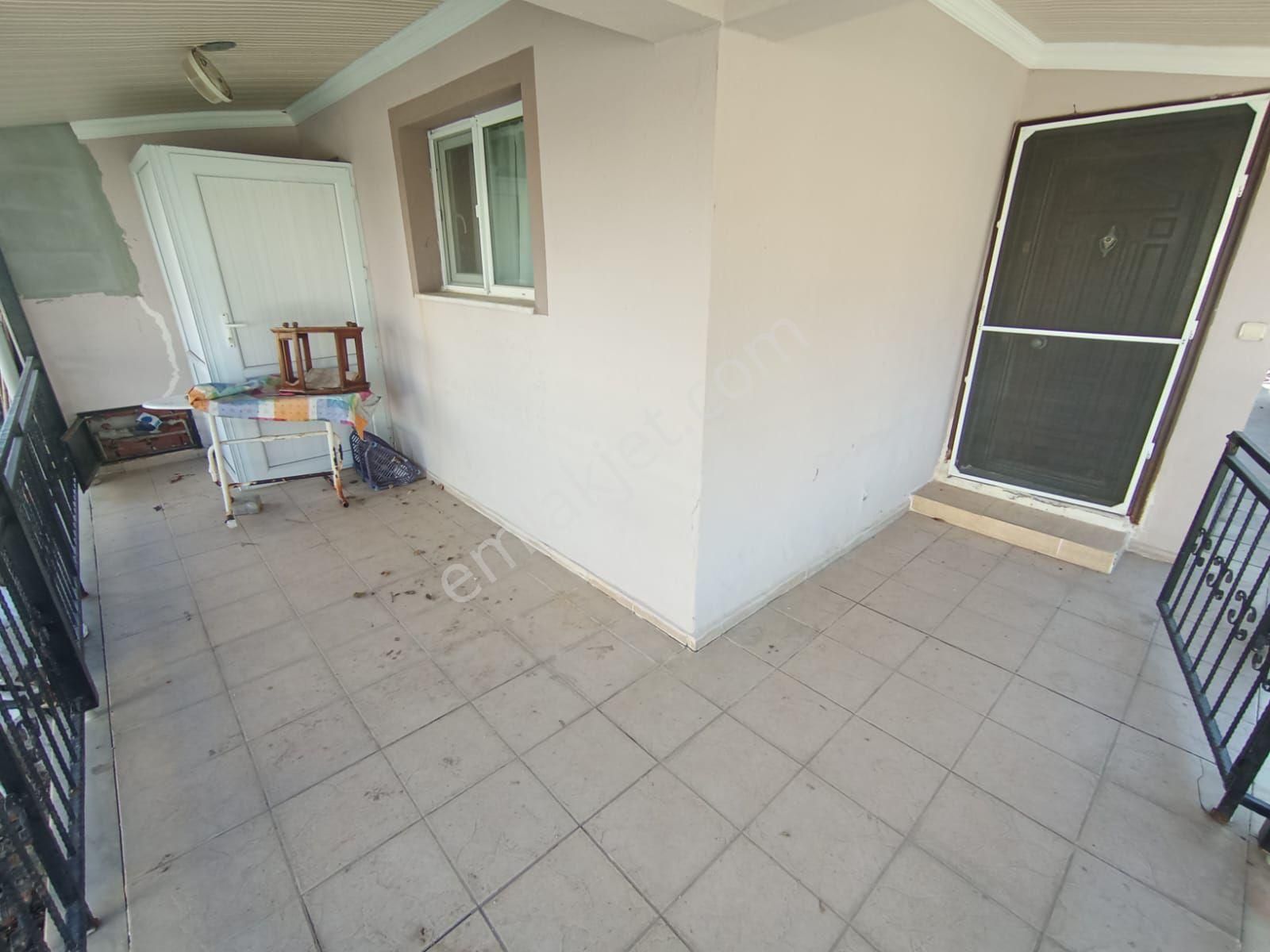 Denize 100 Metre 4+1 Bahçeli Villa - Görsel 23