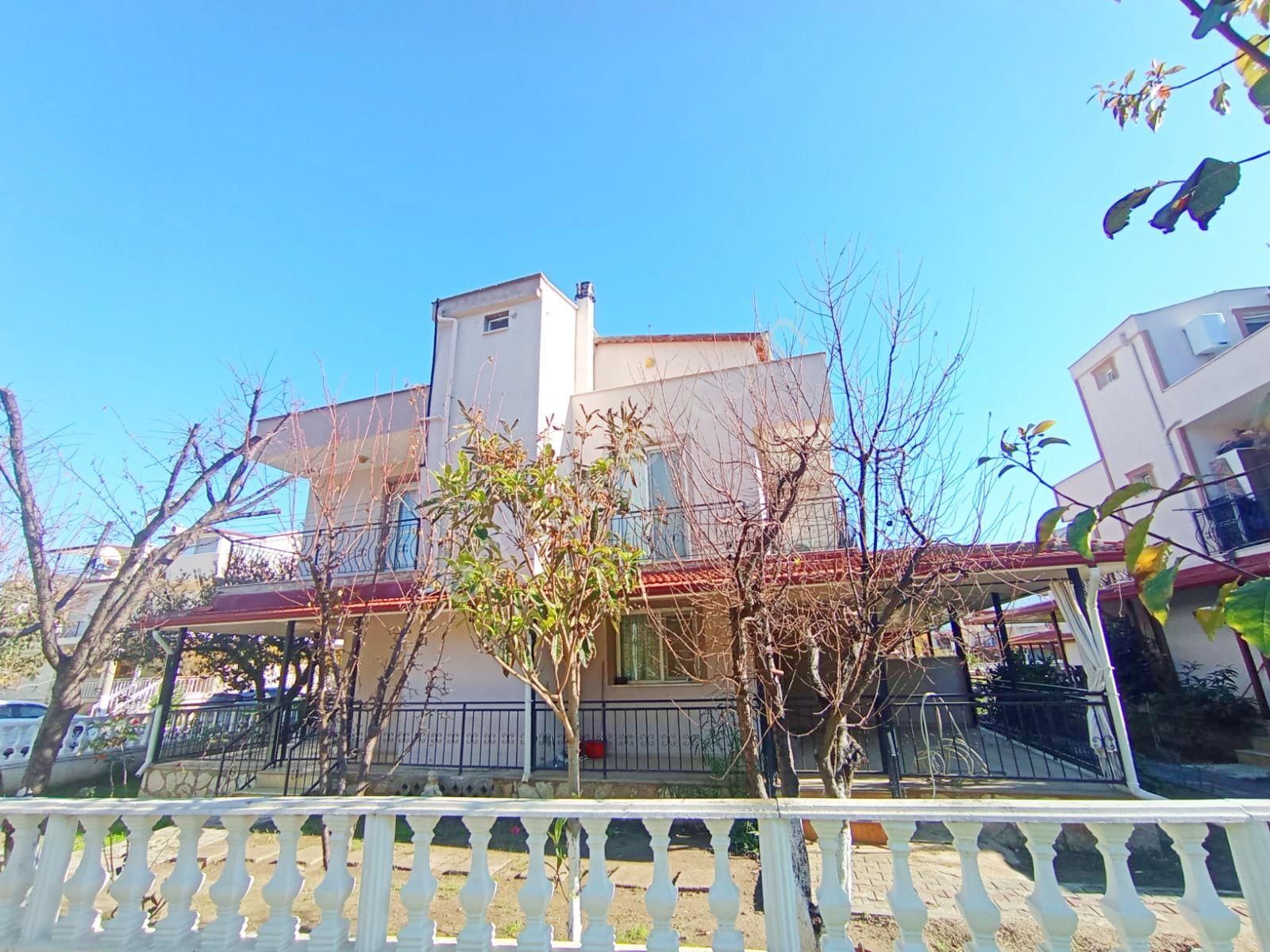 Denize 100 Metre 4+1 Bahçeli Villa - Görsel 2