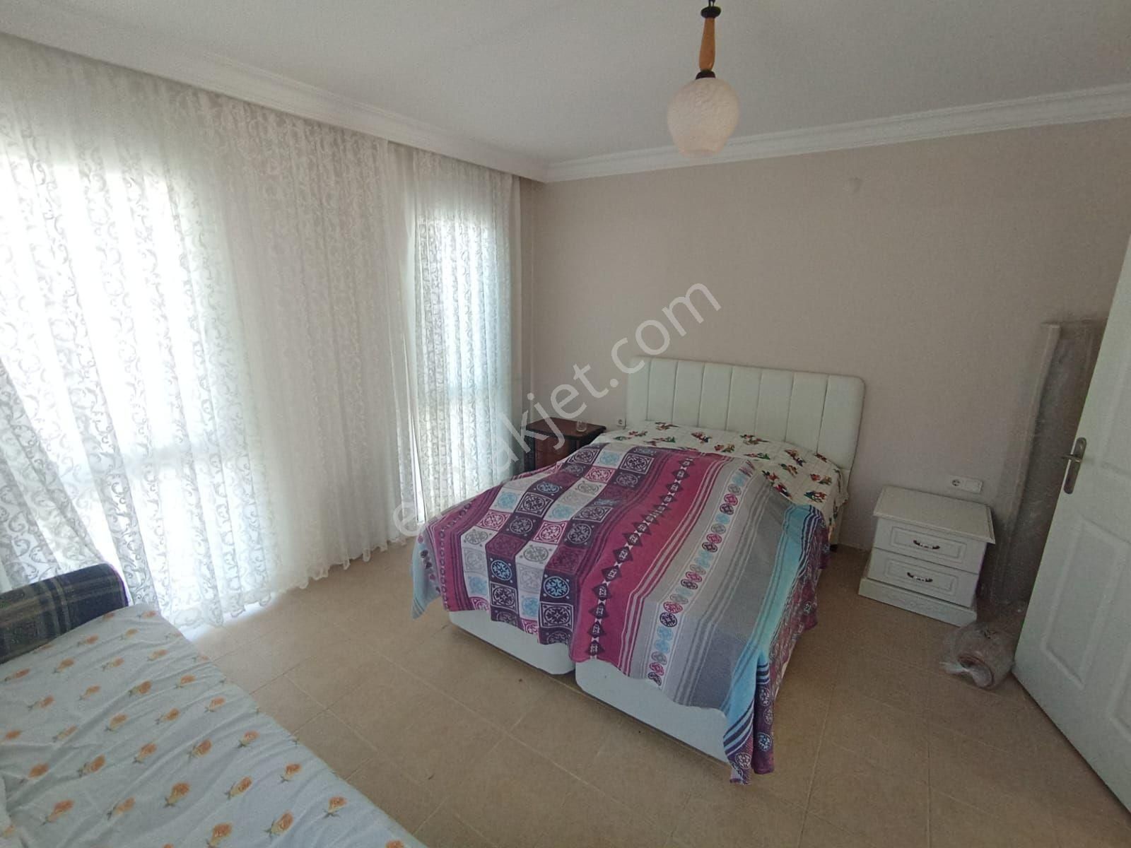 Denize 100 Metre 4+1 Bahçeli Villa - Görsel 20