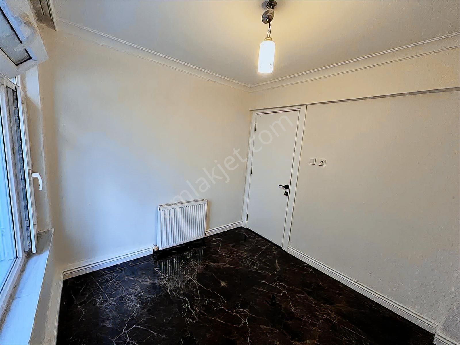 Güzelyalı Sahilde Kat Mülkiyetli Yüksek Giriş Bahçe Kat Daire - Görsel 6