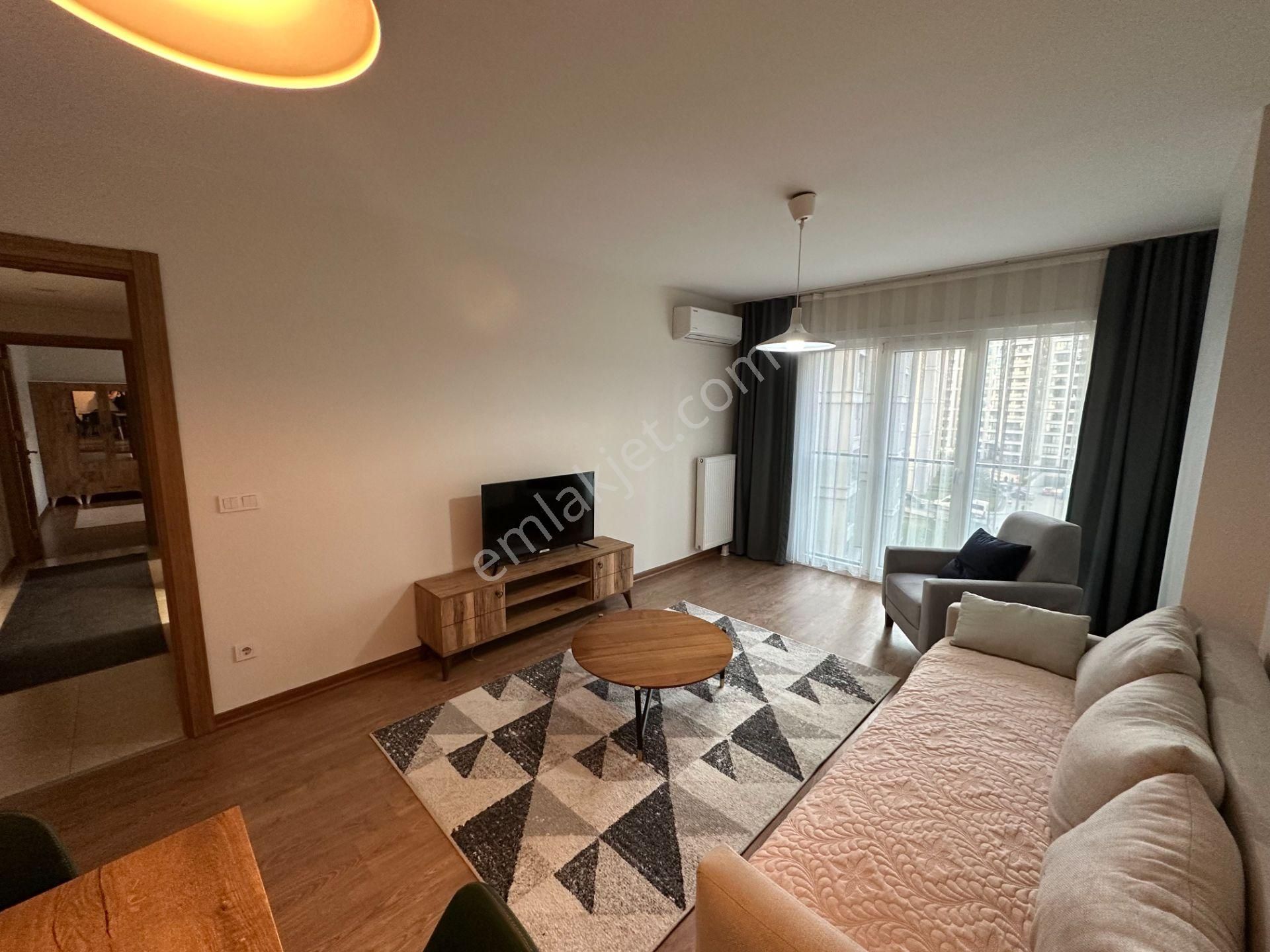 Zeytinburnu Loca Mahal Sitesi Peyzaj Manzaralı 2+1 Eşyalı Daire - Görsel 2