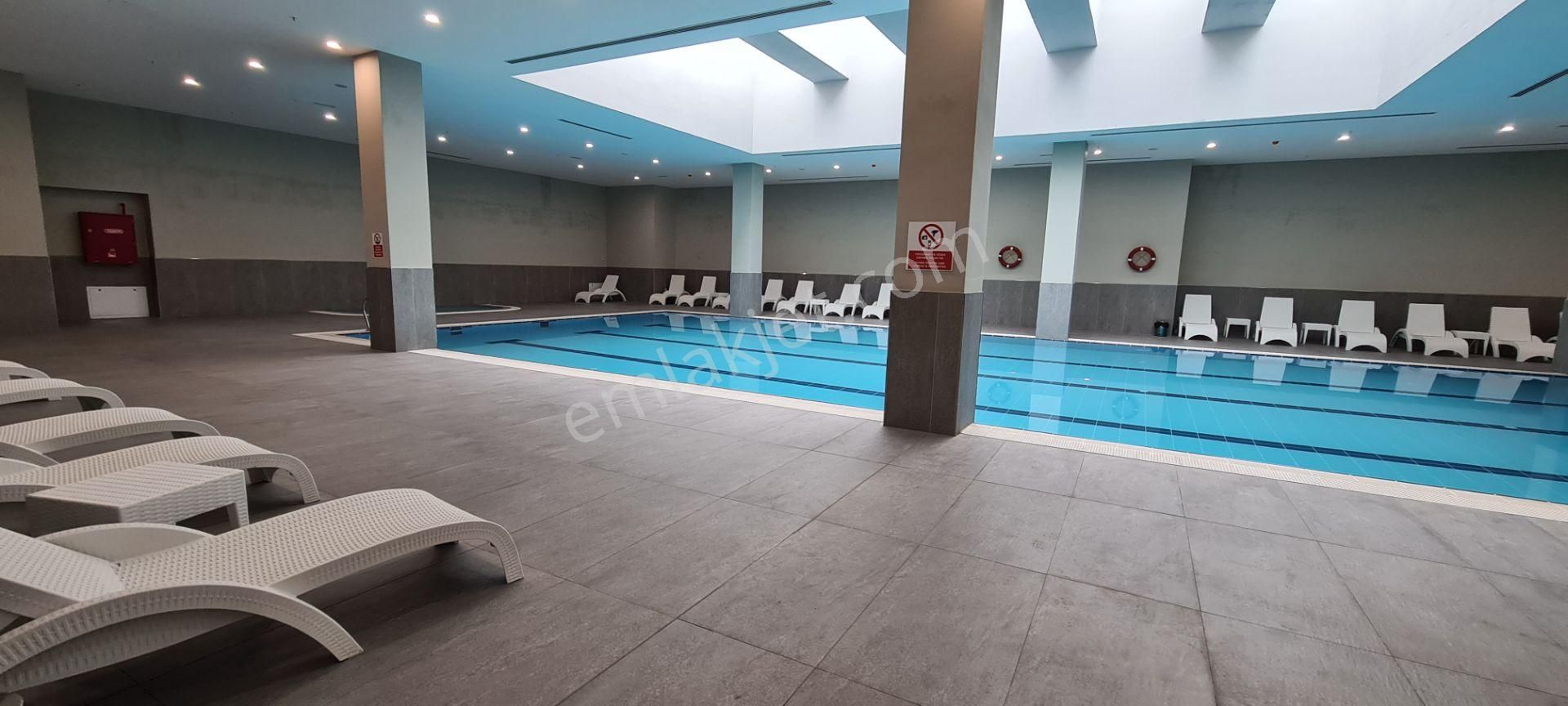 Zeytinburnu Loca Mahal Sitesi Peyzaj Manzaralı 2+1 Eşyalı Daire - Görsel 30