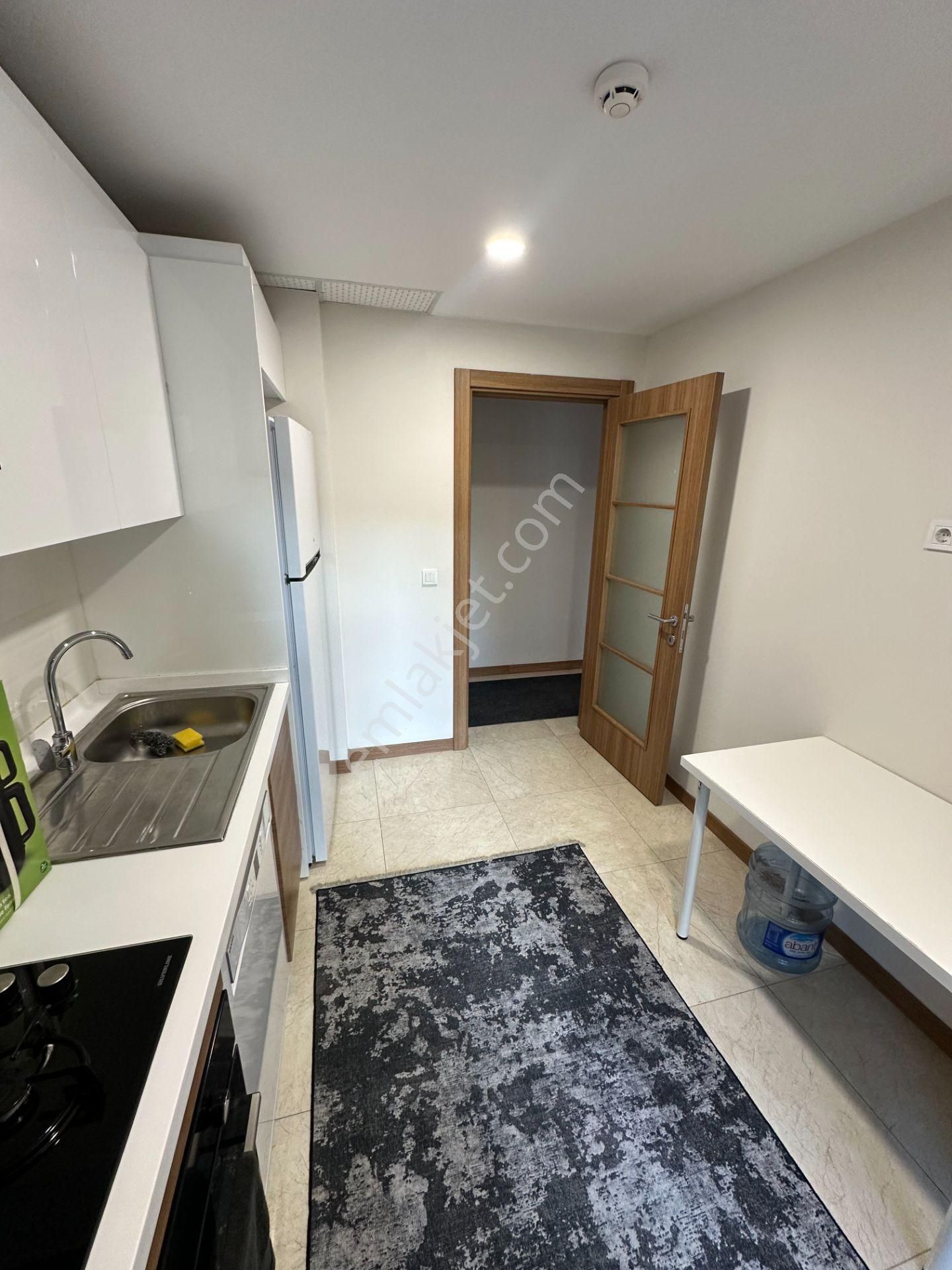 Zeytinburnu Loca Mahal Sitesi Peyzaj Manzaralı 2+1 Eşyalı Daire - Görsel 9