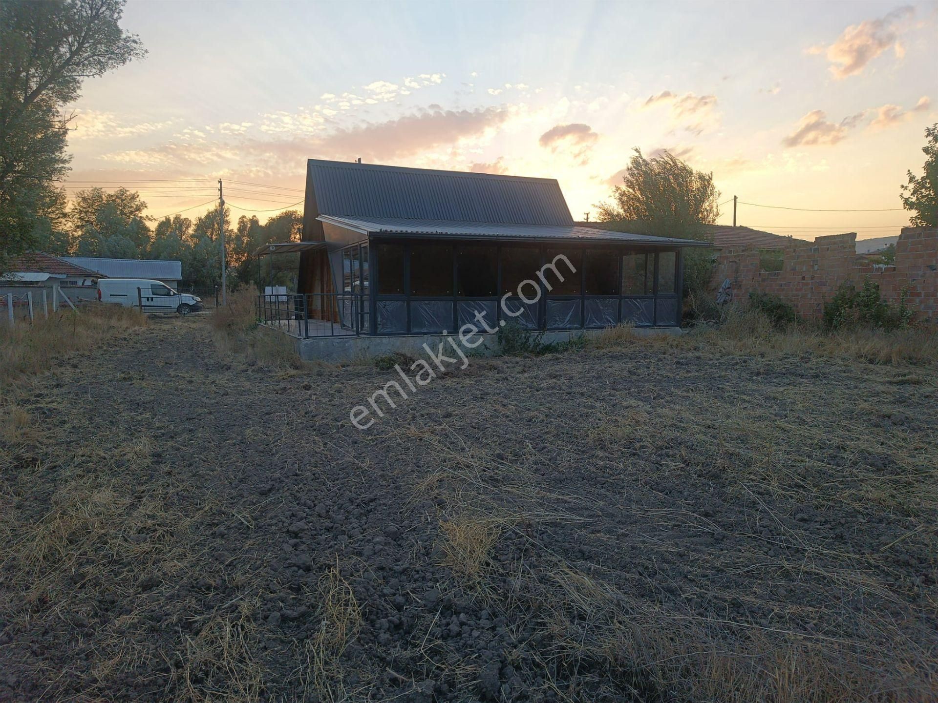 Çorum Merkez'e 28km Otoyola 2km 1.500m2 Bahçeli Sıfır Bungalow - Görsel 4