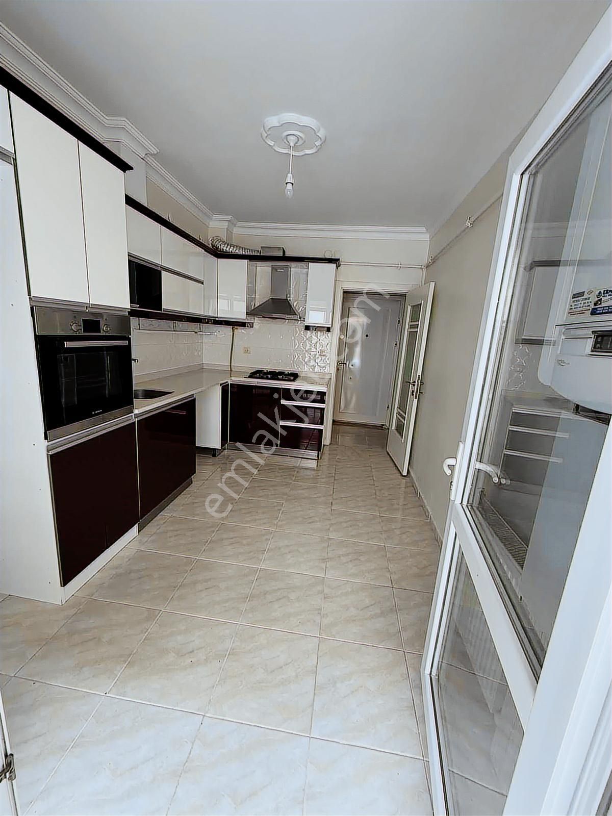 Fazelden Tramvaya Yürüme Mesafesinde Asansörlü İskanlı 2 + 1 - Görsel 10