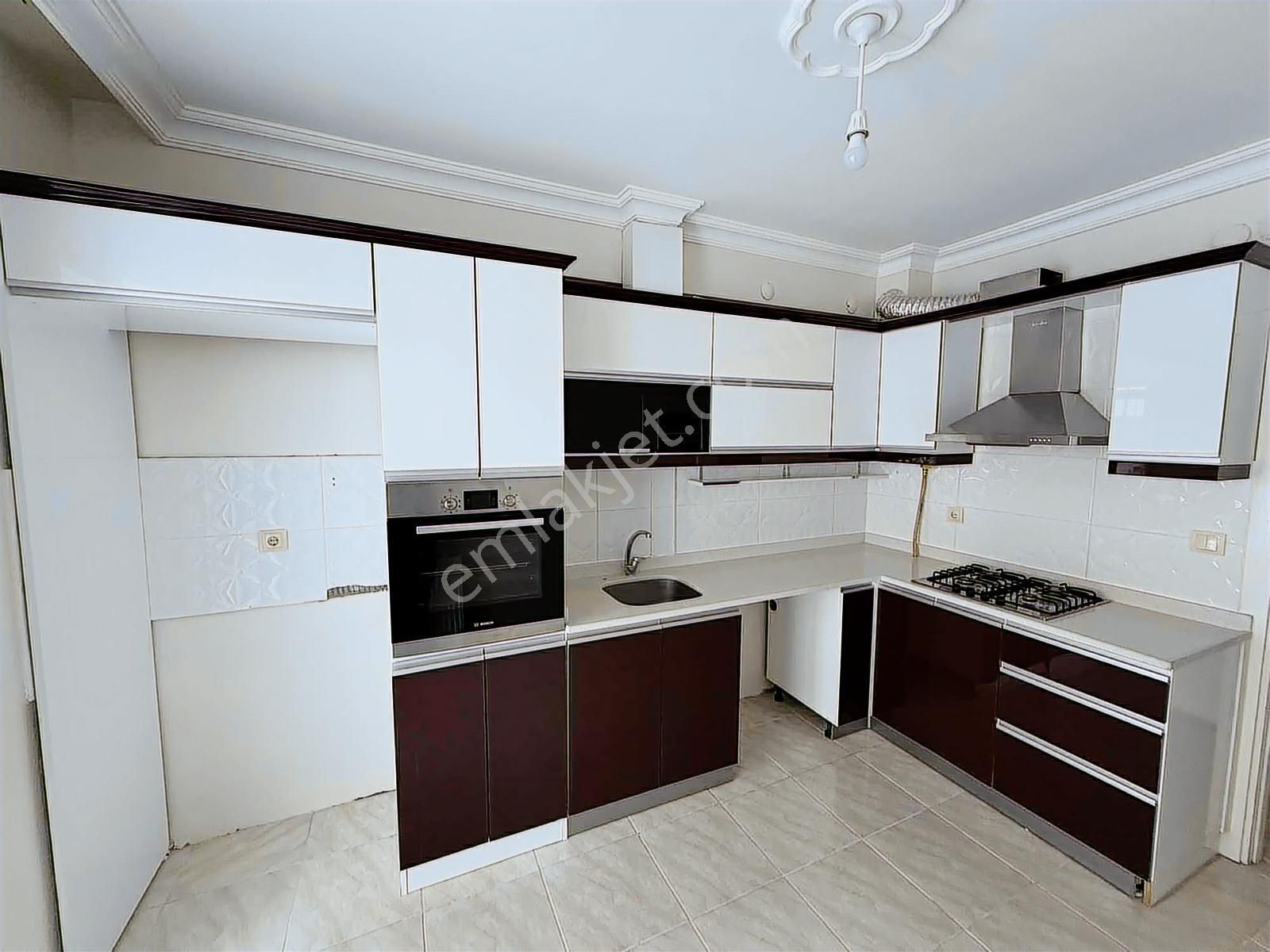 Fazelden Tramvaya Yürüme Mesafesinde Asansörlü İskanlı 2 + 1 - Görsel 20