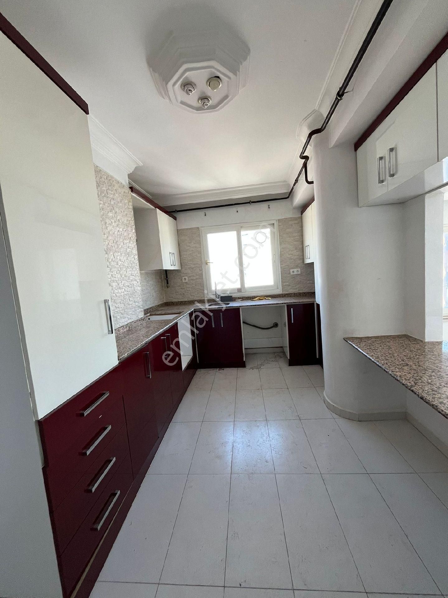 Sahibinden Deniz Manzaralı Ferah Daire - Görsel 9