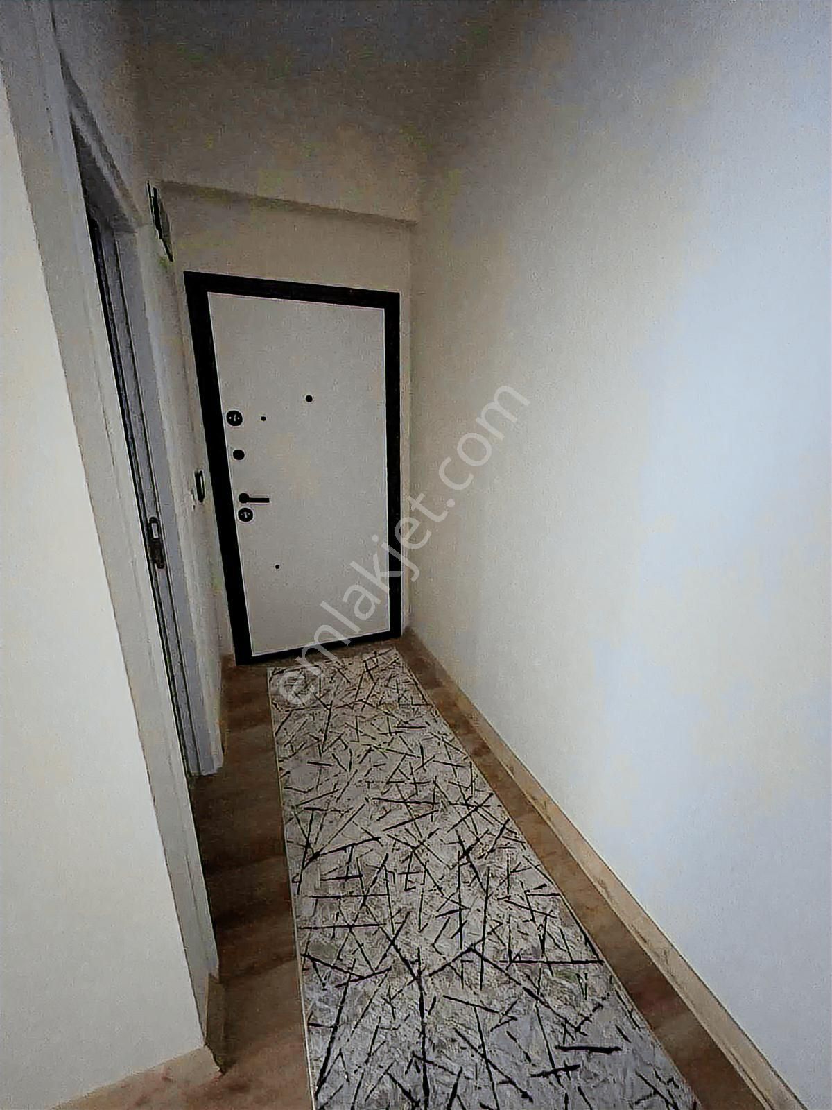 Akkaya İnşaattan Emlaklarda Gümüş Towers Lüks Eşyalı Kiralık 1+1 - Görsel 3