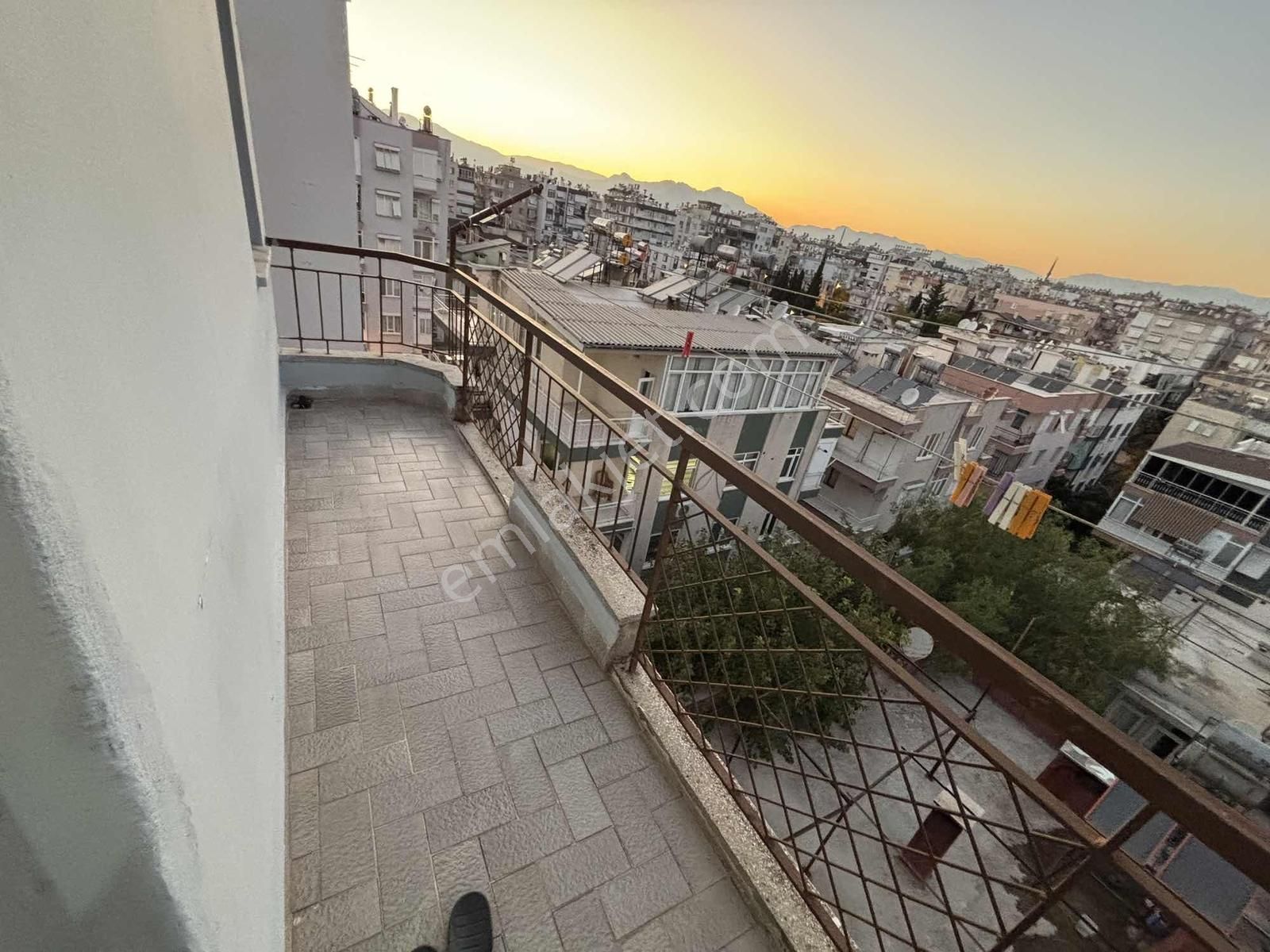 Ulusta 3+1 Temiz Eşyalı Asansörlü Kiralık Daire - Görsel 11