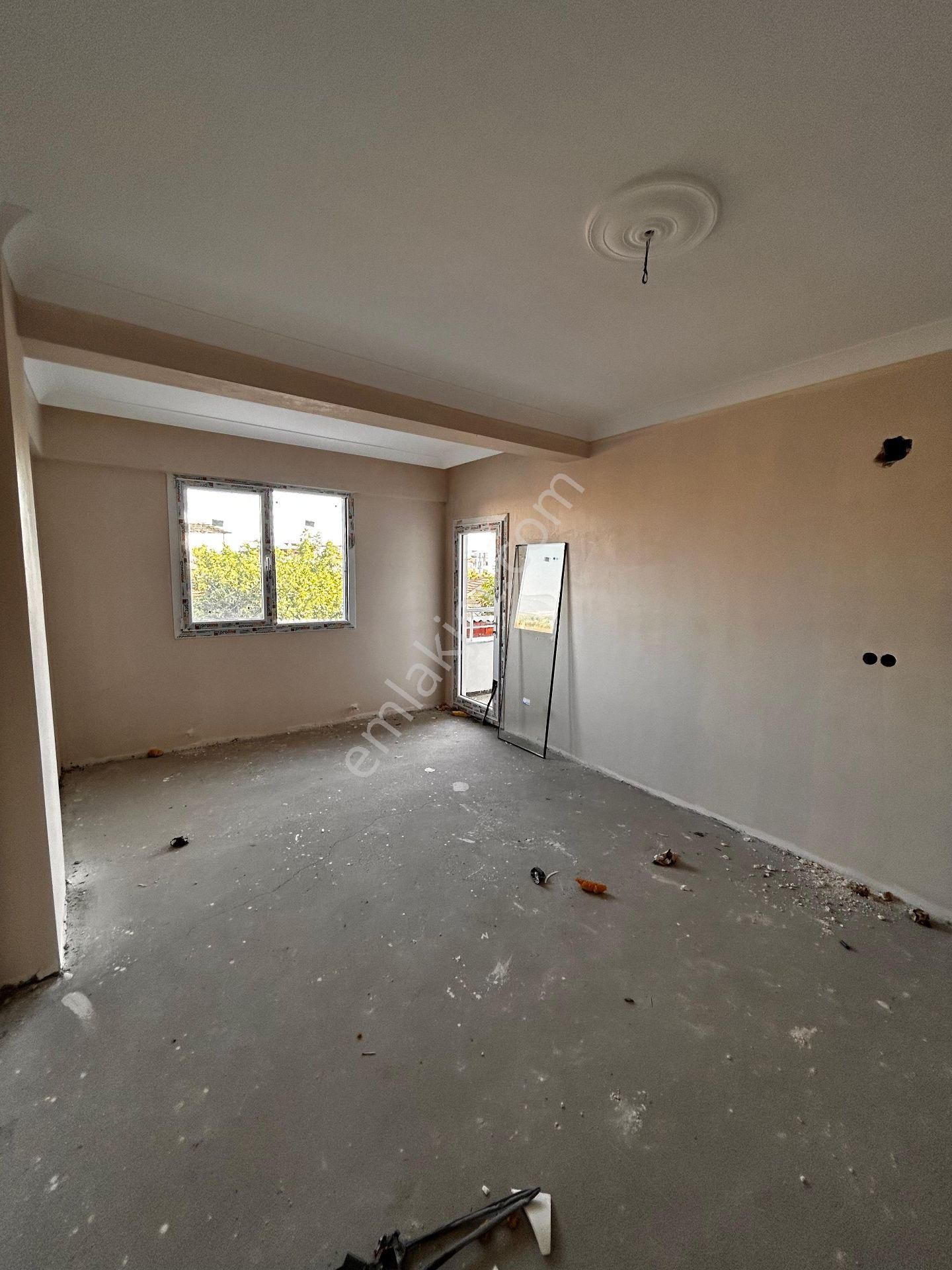 Yatırımcıya Uygun, Değerinin Altında