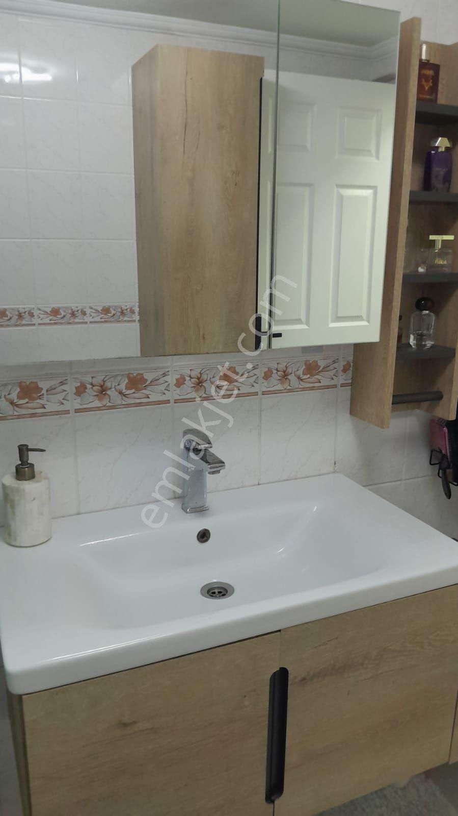 Selimpasa Güzelkent Sitesi Temiz Bakımlı Ferah 3+1 130 M2 Satılık Daire - Görsel 7