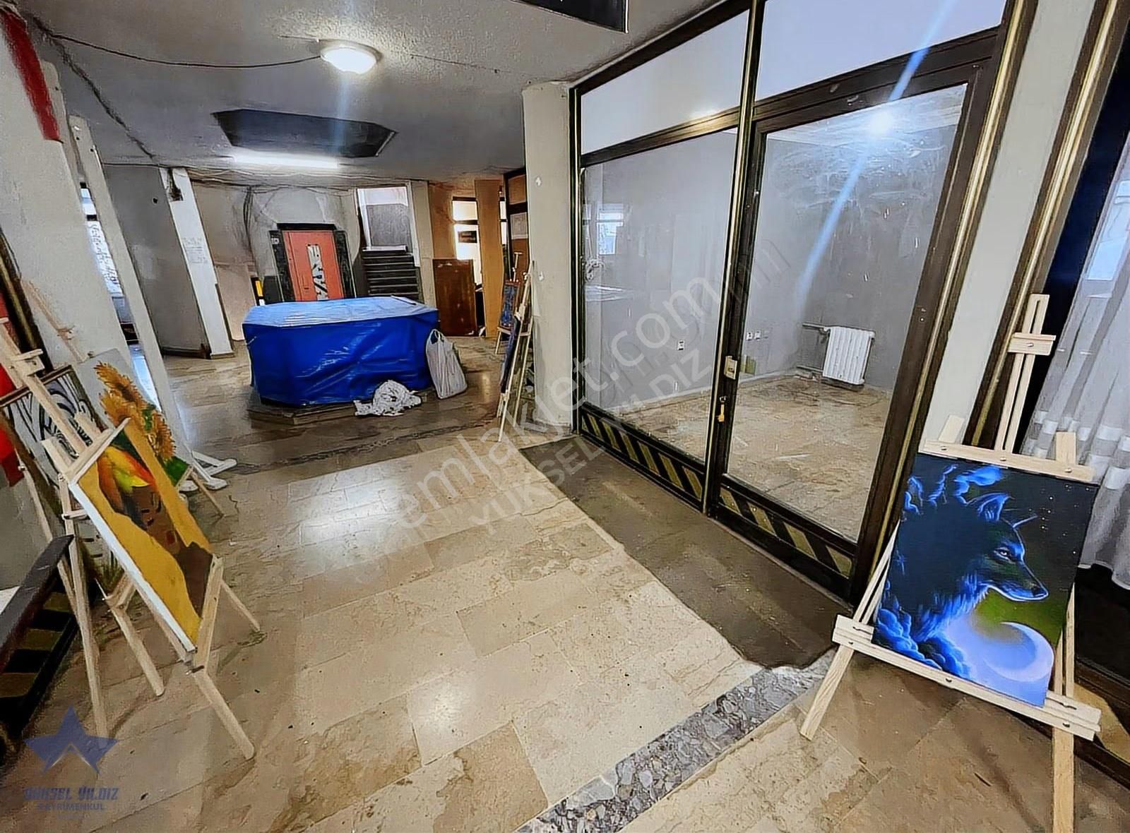 20m2 Merkezi Konumda Pasaj İçi Kiralık Dükkan - Görsel 7