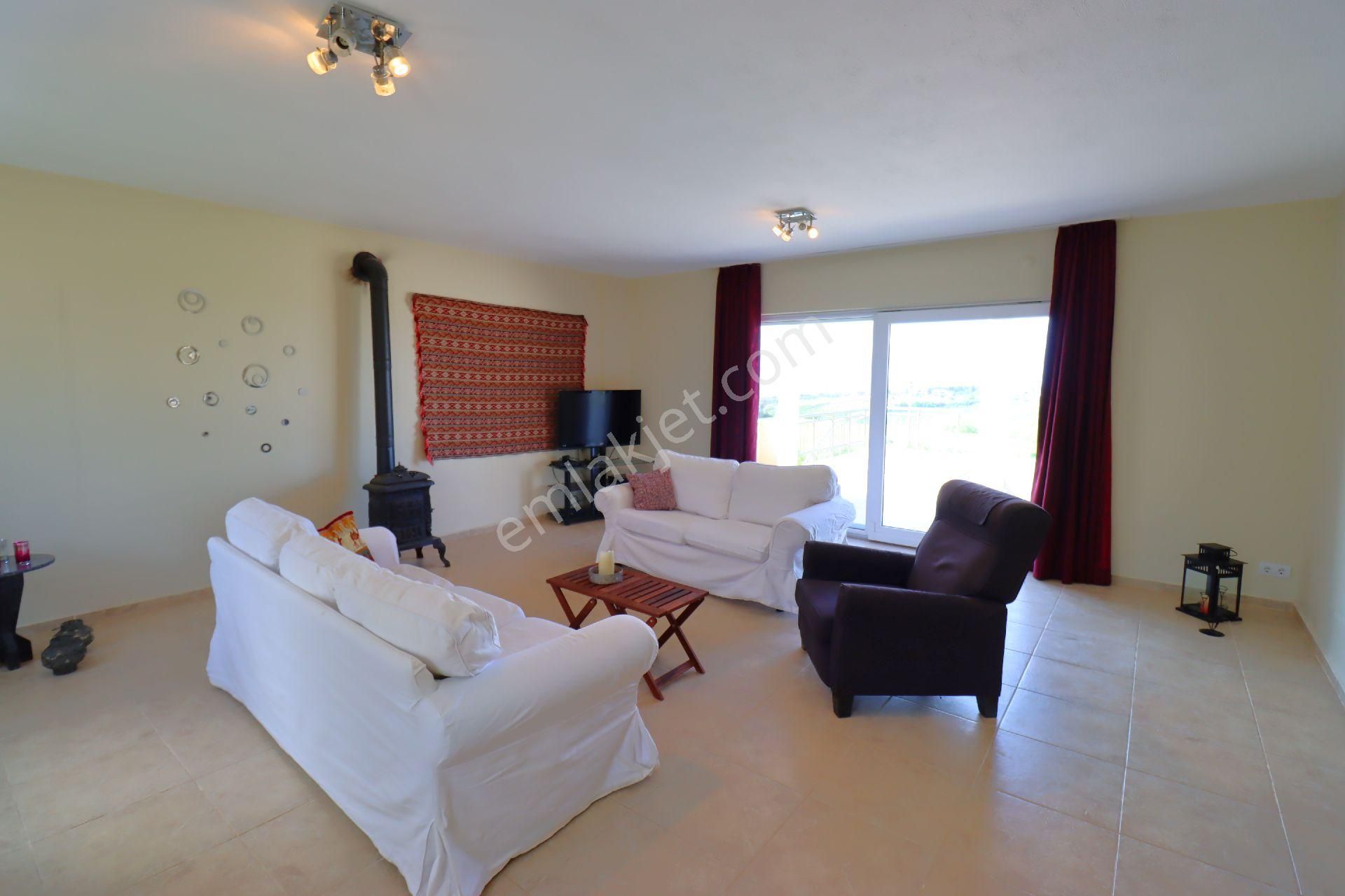 Fırsat İndirimle Kuşadası Nda 1.000 M2 Arsada Deniz Manzaralı 4+1 Havuzlu Müstakıl Satılık Vılla - Görsel 23