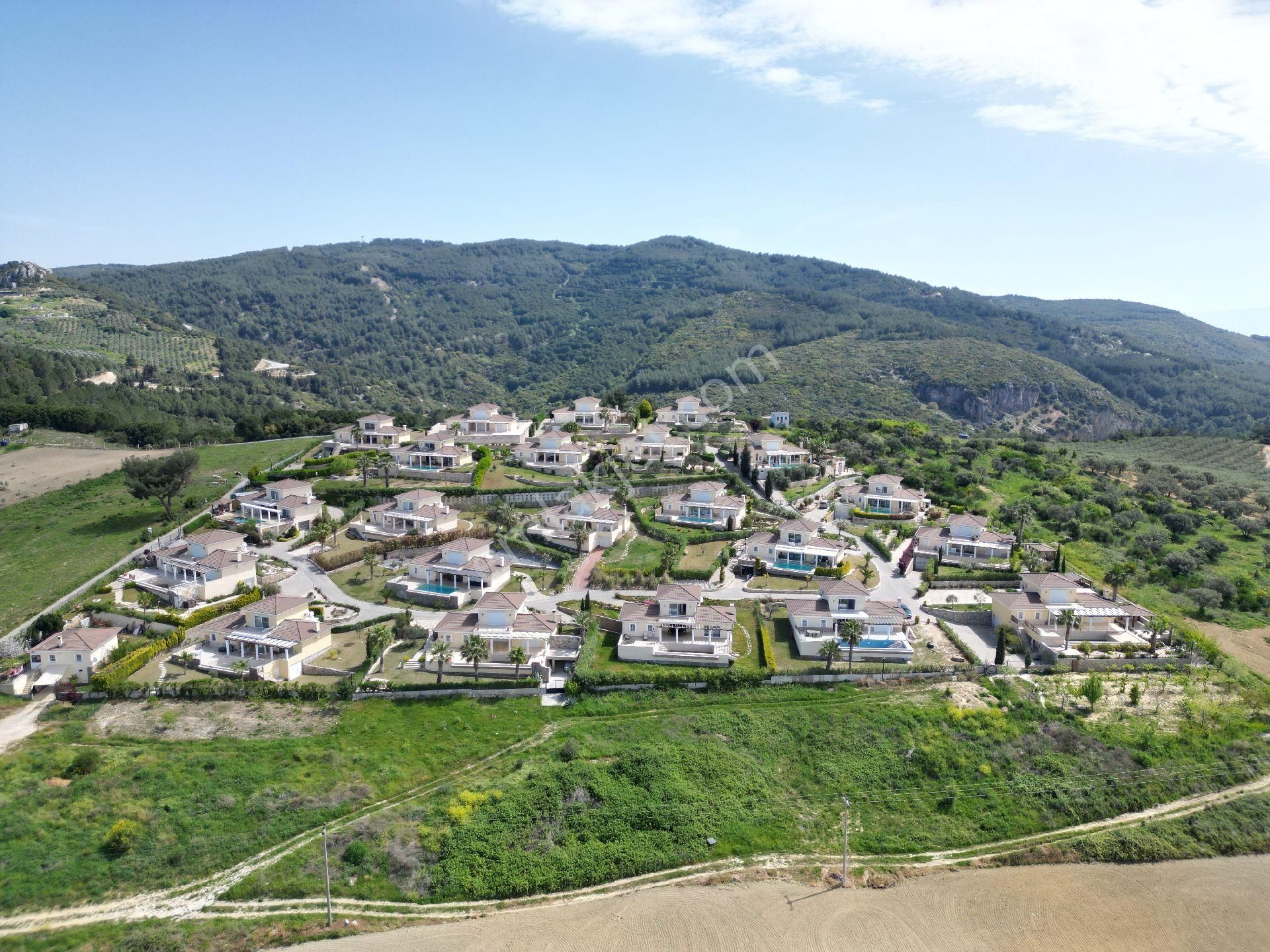 Fırsat İndirimle Kuşadası Nda 1.000 M2 Arsada Deniz Manzaralı 4+1 Havuzlu Müstakıl Satılık Vılla - Görsel 8