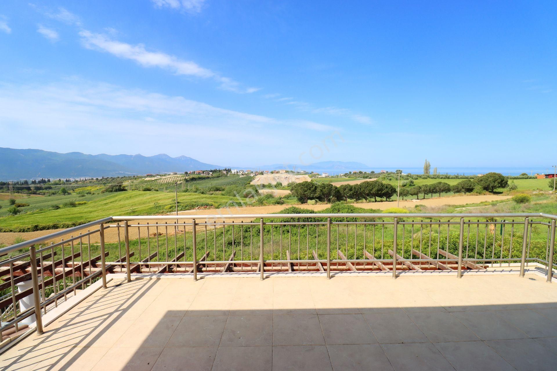 Fırsat İndirimle Kuşadası Nda 1.000 M2 Arsada Deniz Manzaralı 4+1 Havuzlu Müstakıl Satılık Vılla - Görsel 19