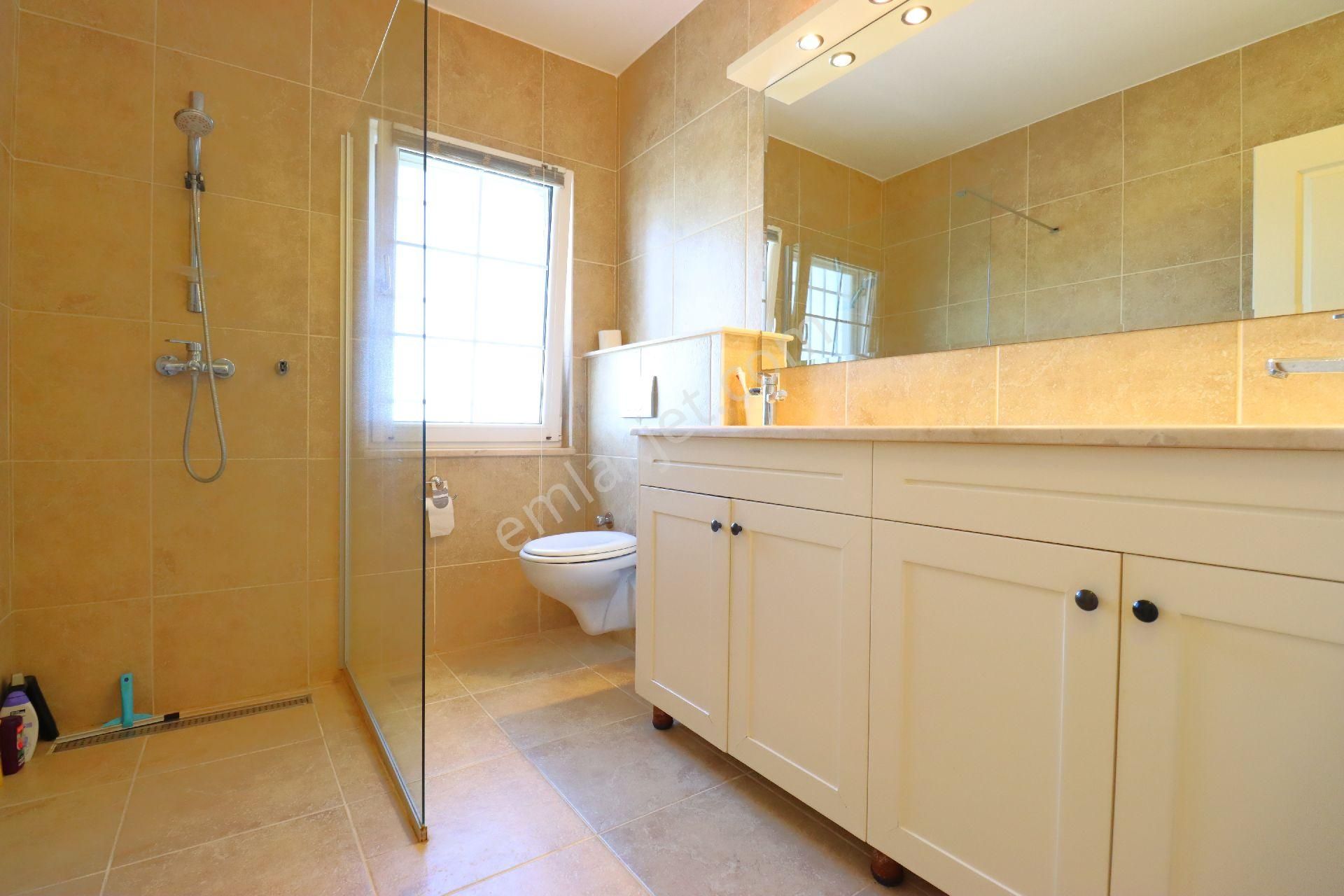 Fırsat İndirimle Kuşadası Nda 1.000 M2 Arsada Deniz Manzaralı 4+1 Havuzlu Müstakıl Satılık Vılla - Görsel 30