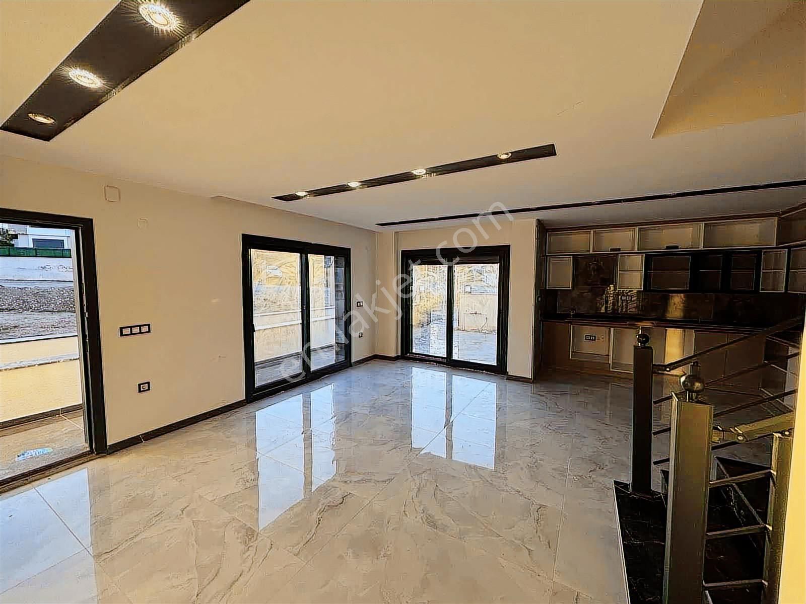 Bu Villayi Ziyaret Etmezsen Pişman Olacaksın ! - Görsel 23