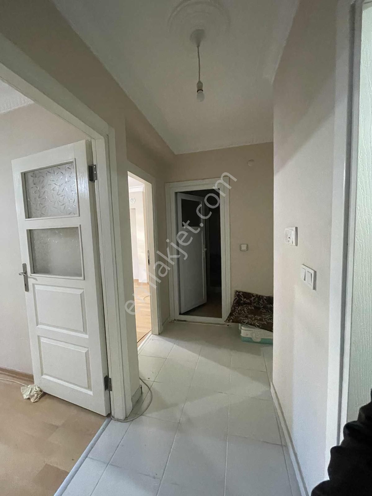 Kanarya Bölgedesinde Balkonlu Marmaraya Yakın 2+1 Satılık Daire - Görsel 9