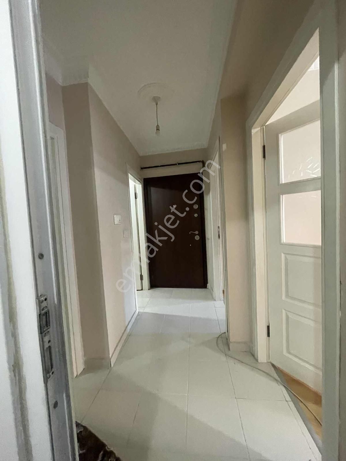 Kanarya Bölgedesinde Balkonlu Marmaraya Yakın 2+1 Satılık Daire - Görsel 5