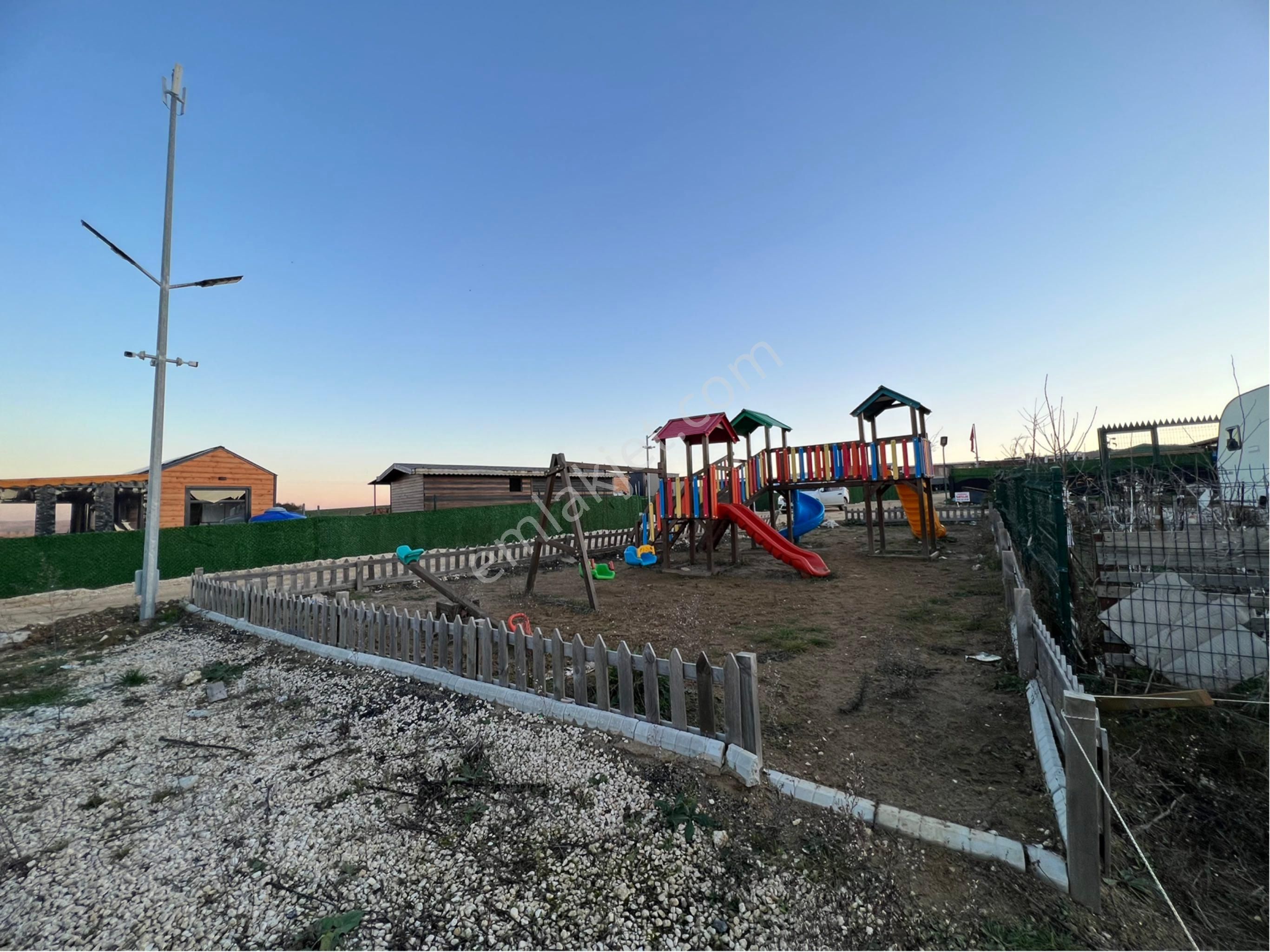 Kabakça Mah.7/24 Güvenlik Ve Kameralı Sitede 200m2 400m2 Ler - Görsel 3