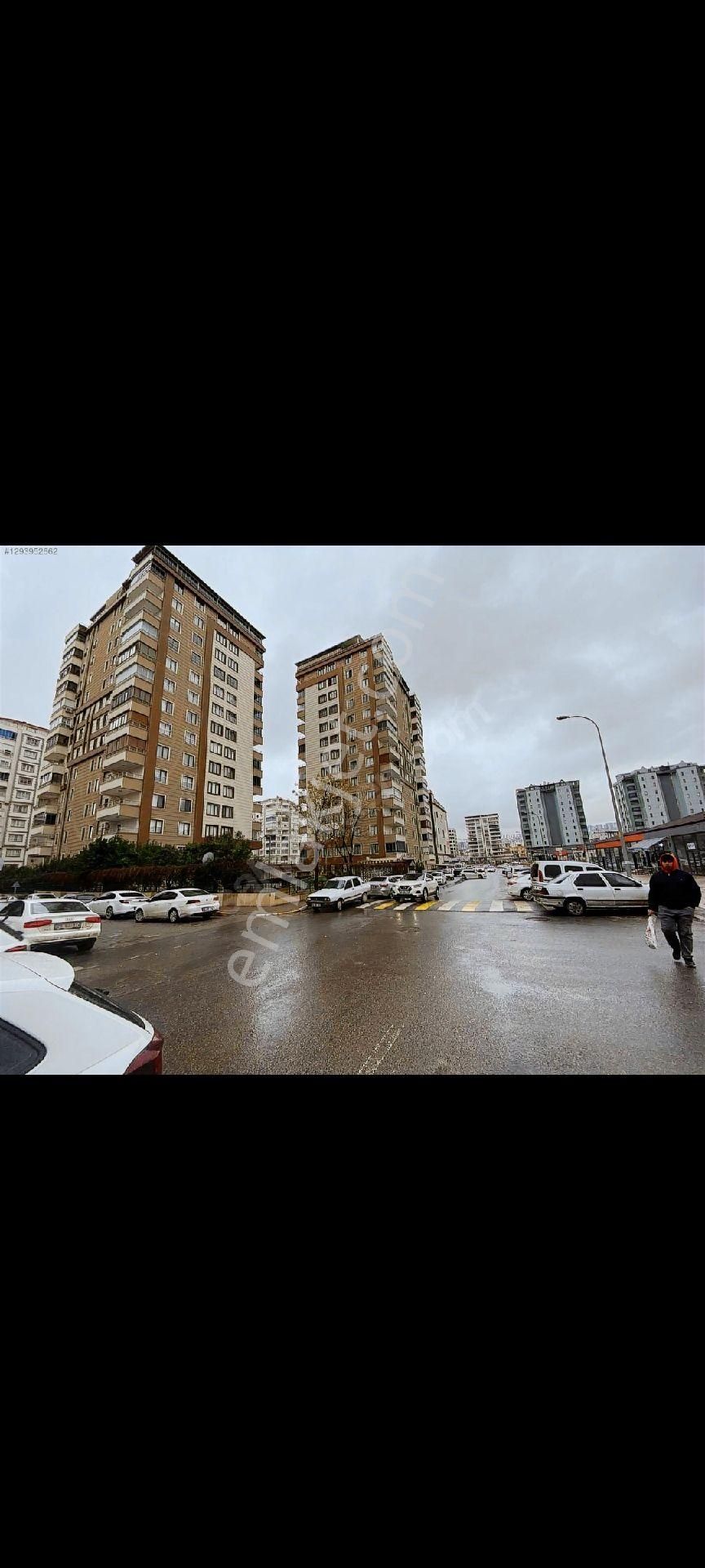 Yavuz Emlak Tan Satılık Daire 1 Kat Karaköprü Şenevler Mah 5 Oda - Görsel 25