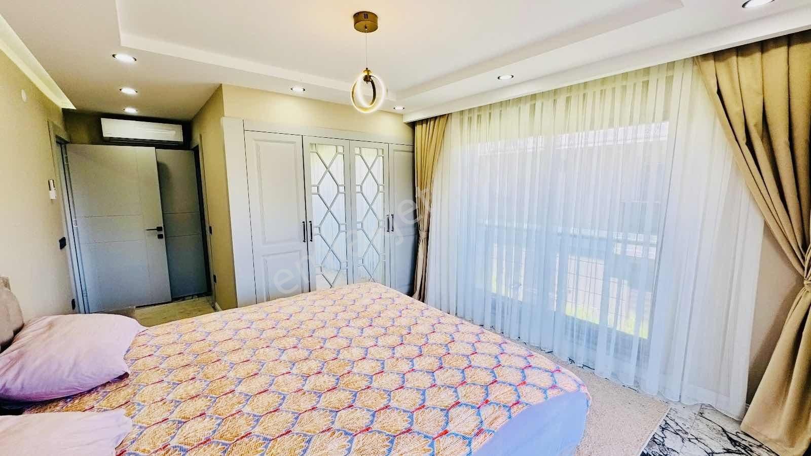 Belek River Side Sitesinde Ultra Lüks Havuz Isıtmalı Villa - Görsel 18