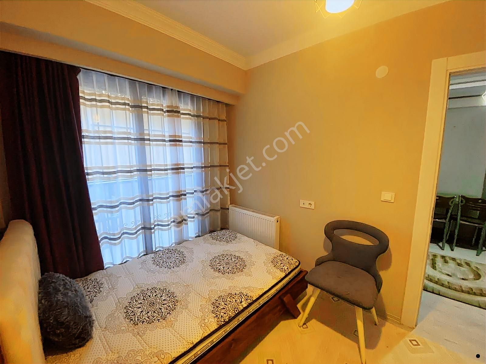 İzmir Buca Tınaztepe Mah (kuruçeşme) Eşyalı Kiralık 1+1 Daire - Görsel 15