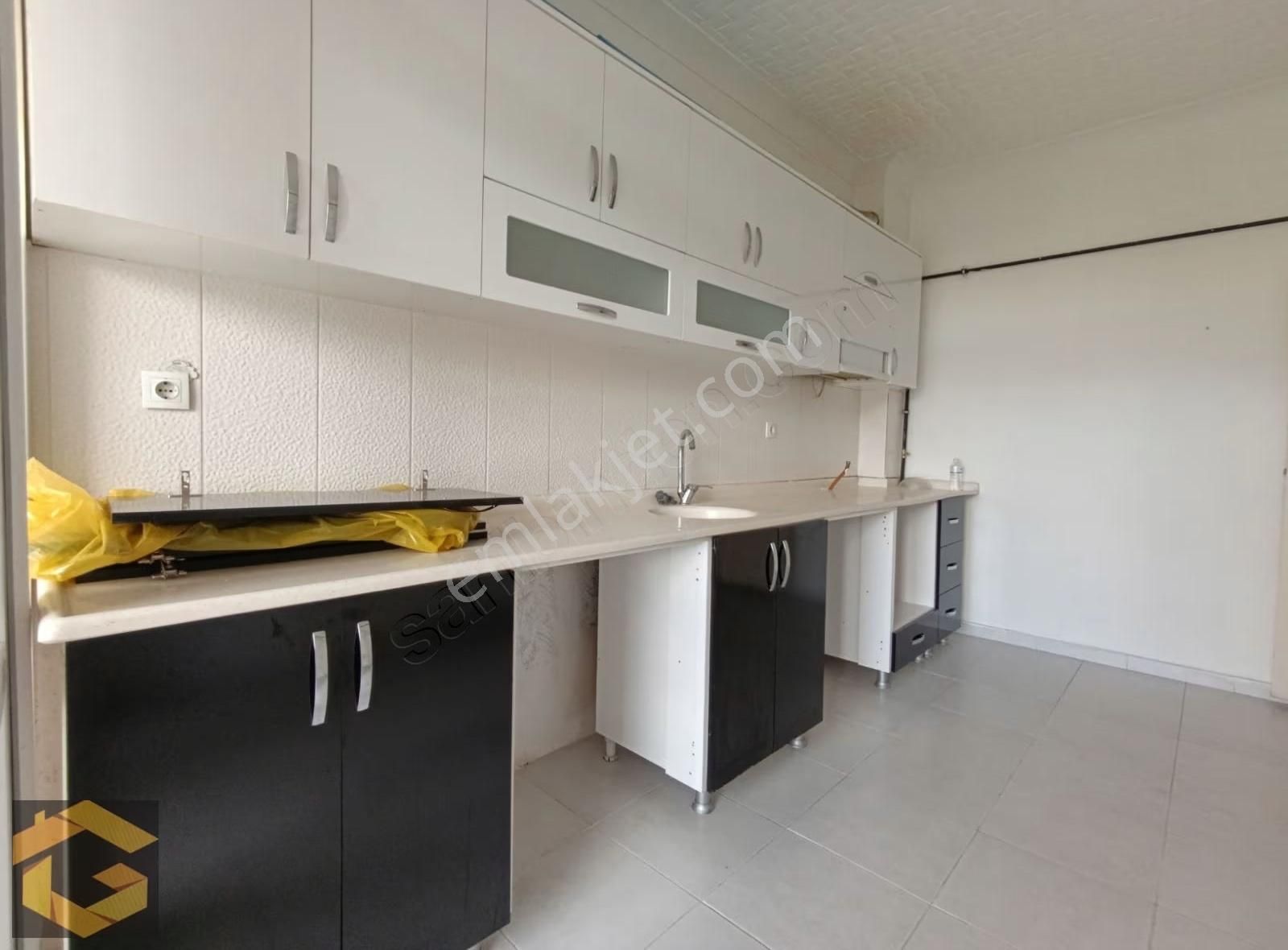 Gold İnvest Gayrimenkul'den Geniş,arakat 3+1 Satılık Daire - Görsel 32