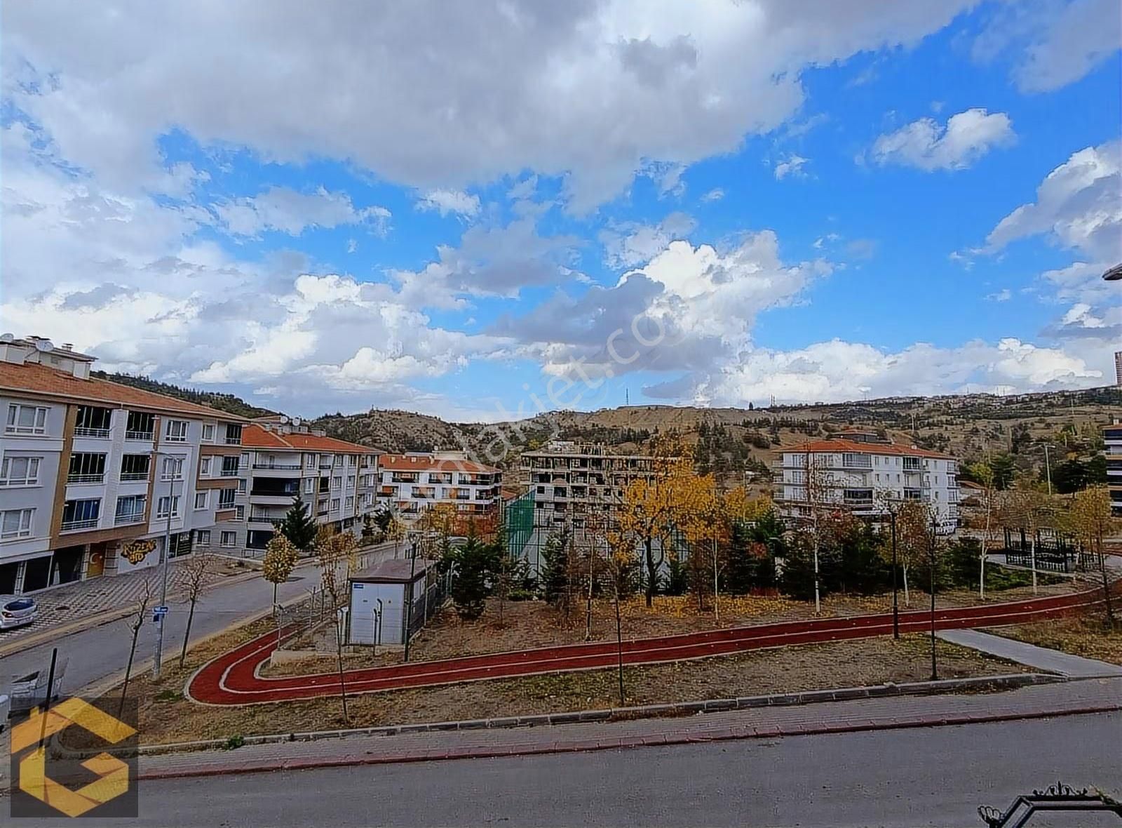 Gold İnvest Gayrimenkul'den Geniş,arakat 3+1 Satılık Daire - Görsel 11