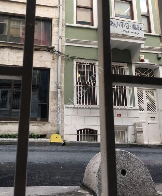 Sahibinden Eşyalı Harbiye Otobüs Durağının Bir Arka Sokağı Videolu - Görsel 19