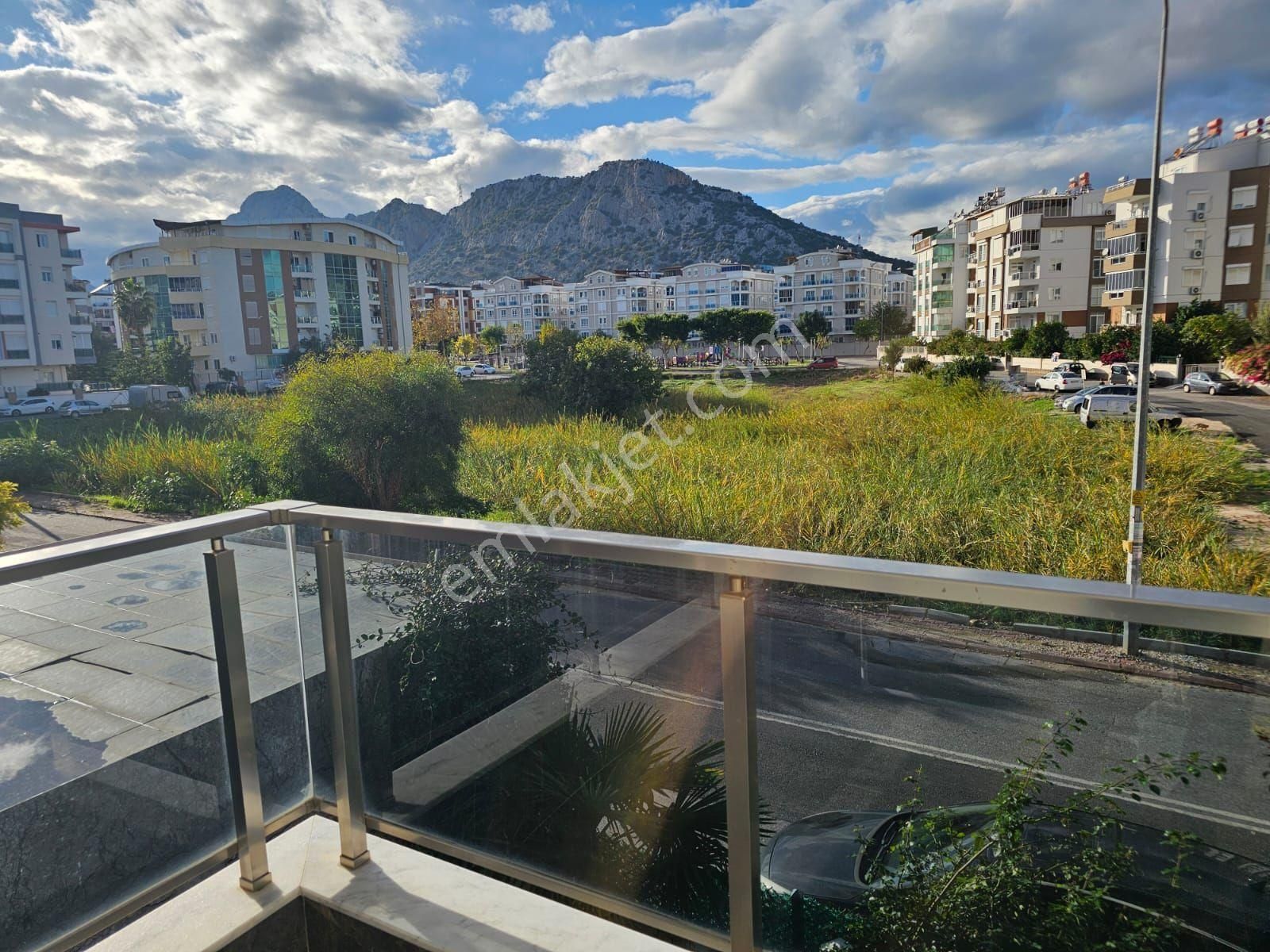 Antalya Konyaaltı Havuzlu Sitede Doğalgazlı Satılık Daire - Görsel 10