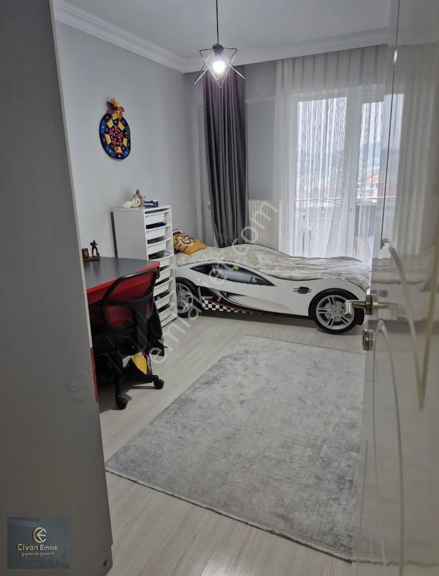 Civan'dan Kışla Mhde Site İçinde Arakat İskânlı Fırsat 3+1 - Görsel 15