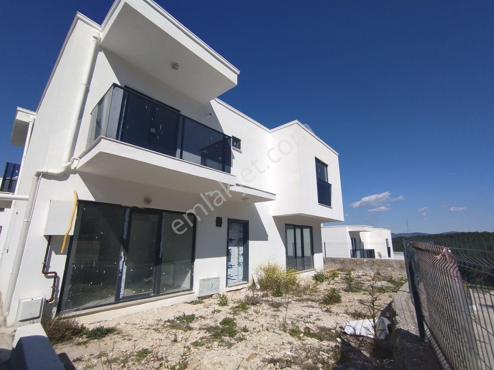 Daha Ucuzu Yok Çınarlı'da Son Köşe Villa