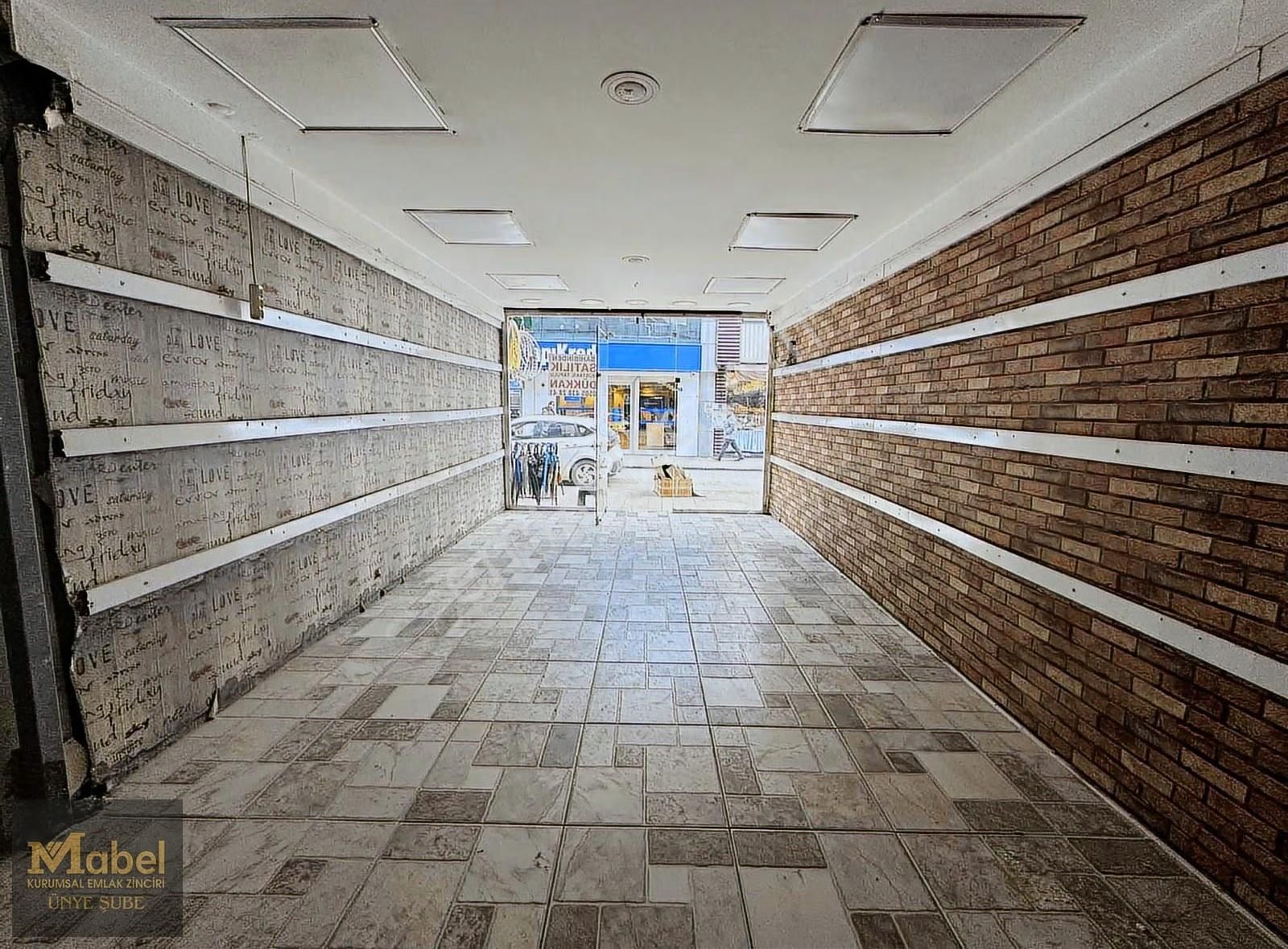 Mabelden Ünyenin Tam Nokta Lokasyonu**meydan Da**satılık İş Yeri - Görsel 3