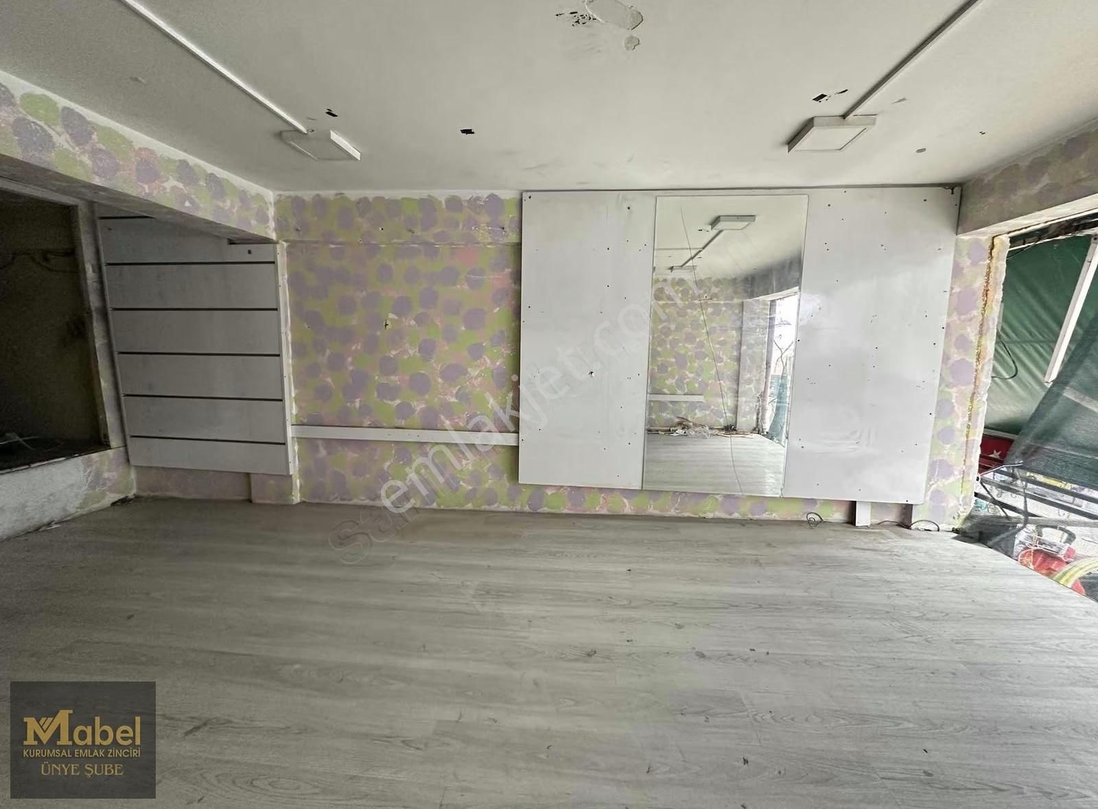 Mabelden Ünyenin Tam Nokta Lokasyonu**meydan Da**satılık İş Yeri - Görsel 12
